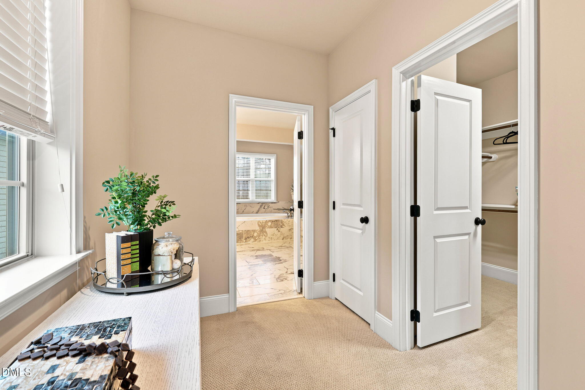 2841 Flora Oaks Way Property Photo 29