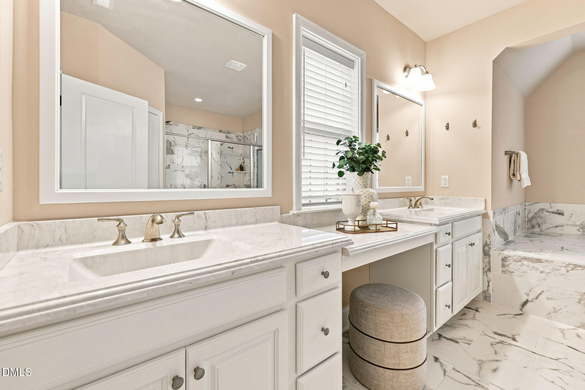 2841 Flora Oaks Way Property Photo 31