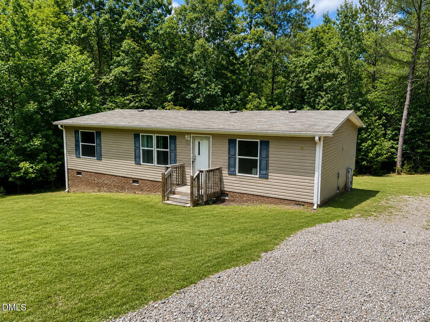 100 Rough Lane Property Photo 3