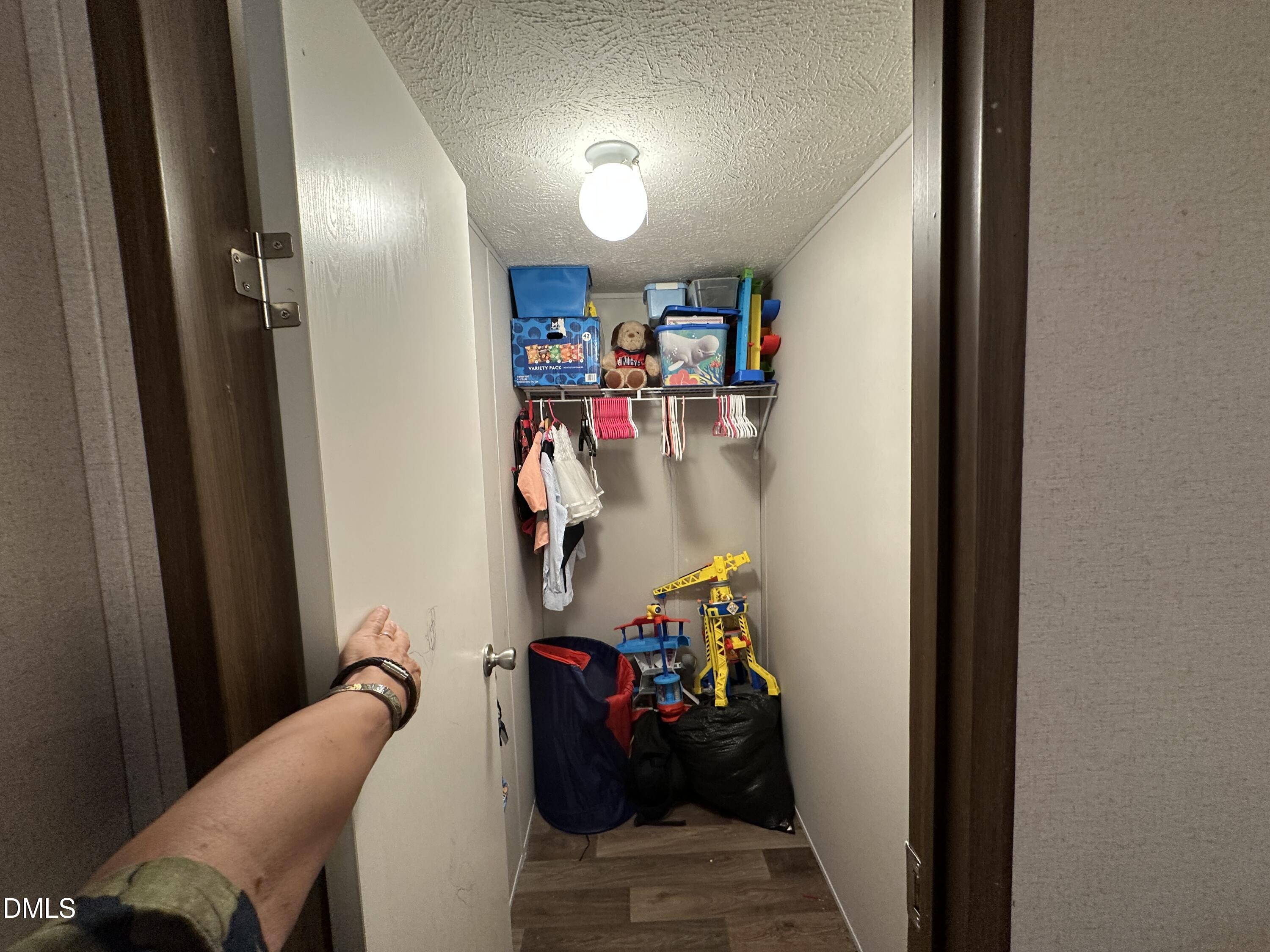 100 Rough Lane Property Photo 25