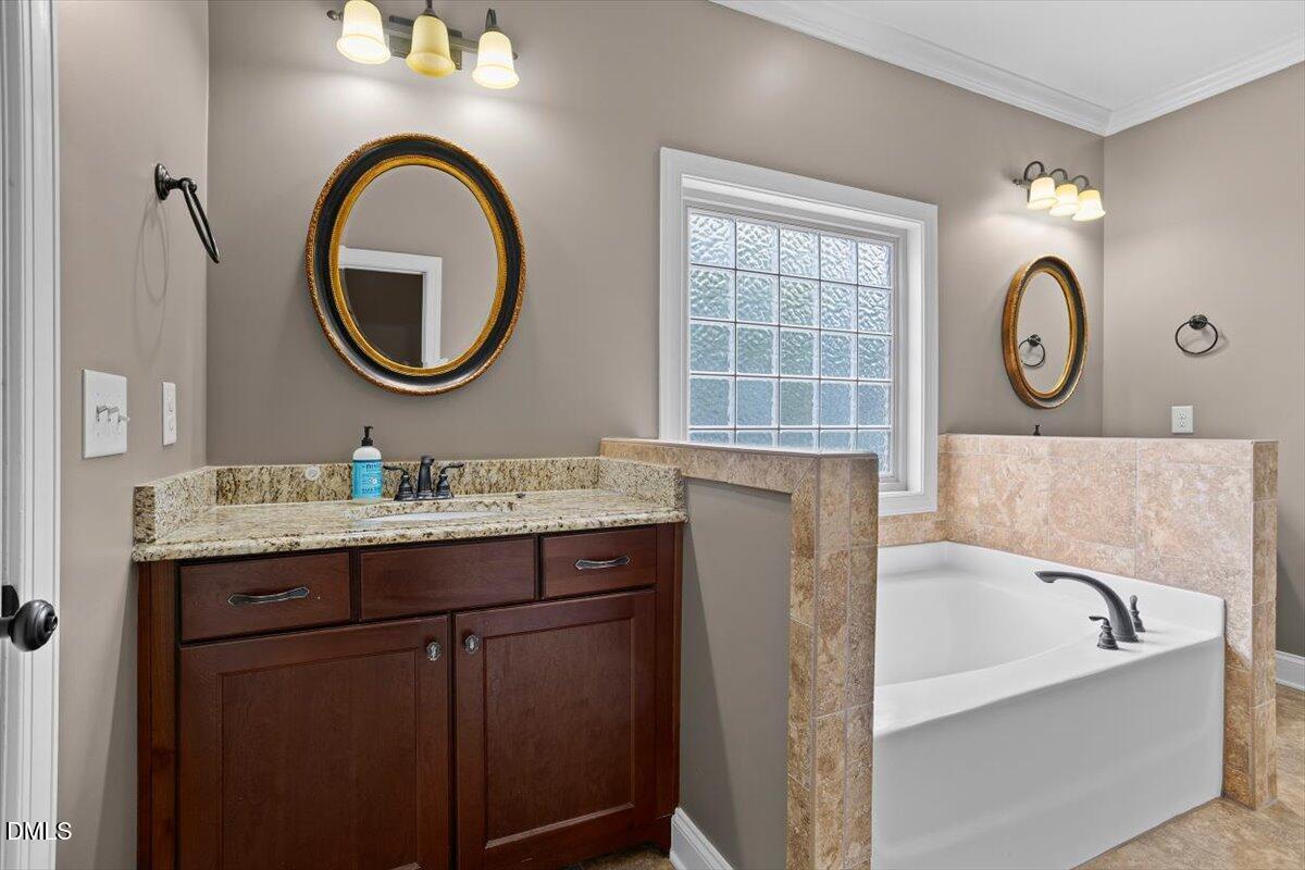 504 Simbury Glen Court Property Photo 34