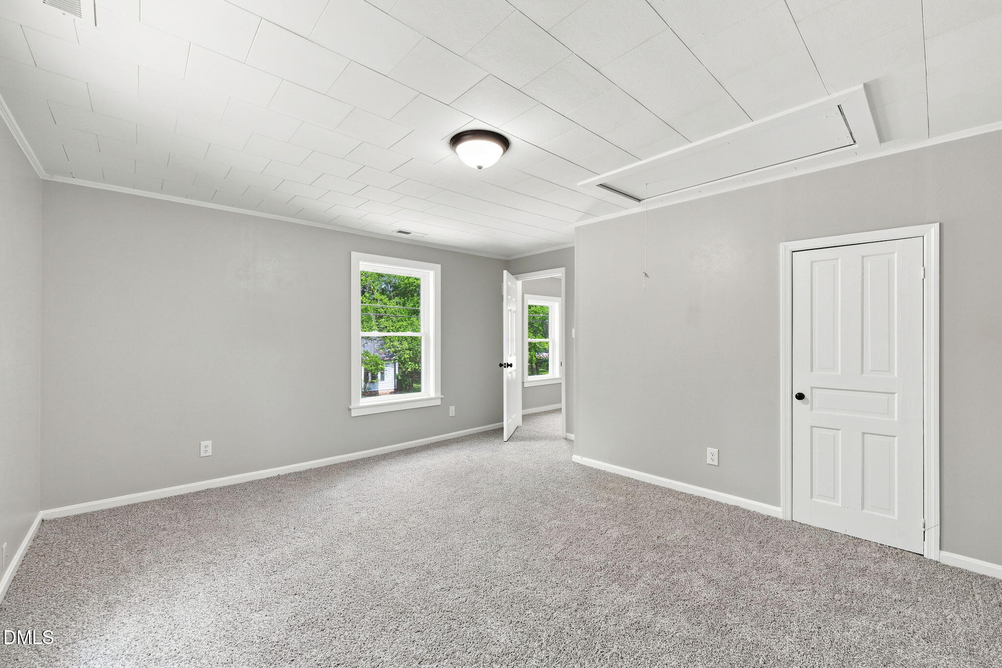 1108 Hawthorne Lane Property Photo 32