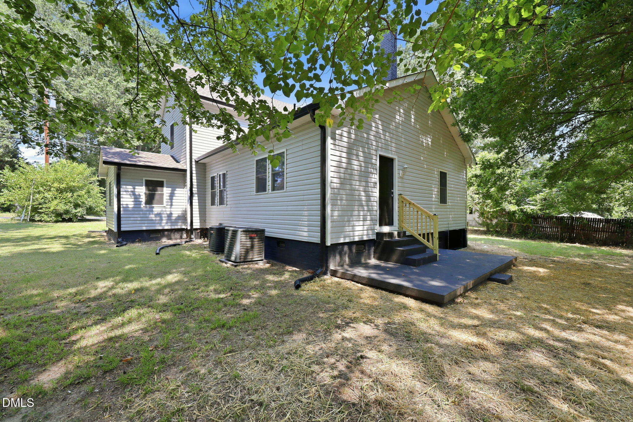 1108 Hawthorne Lane Property Photo 35