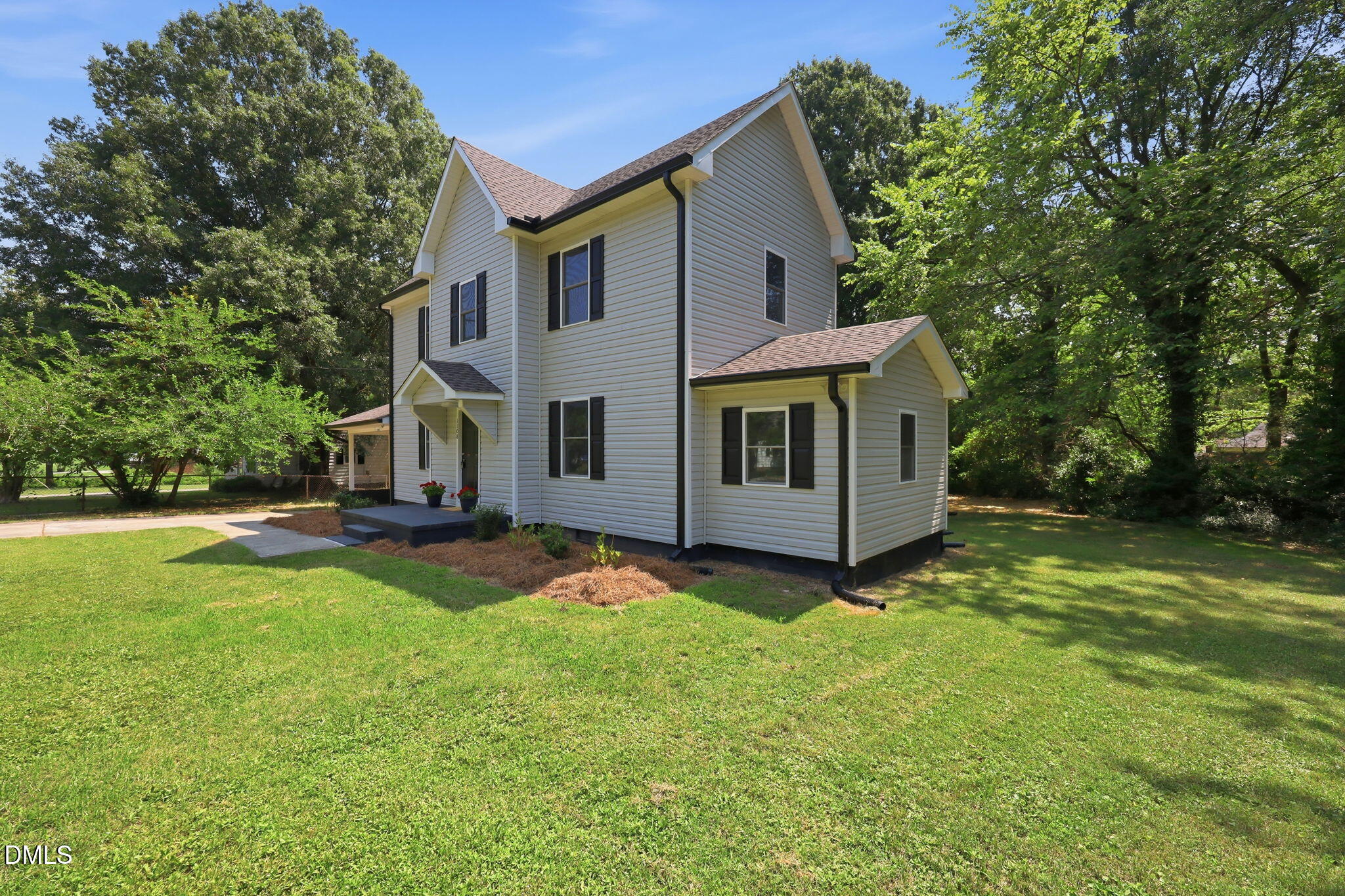 1108 Hawthorne Lane Property Photo 37