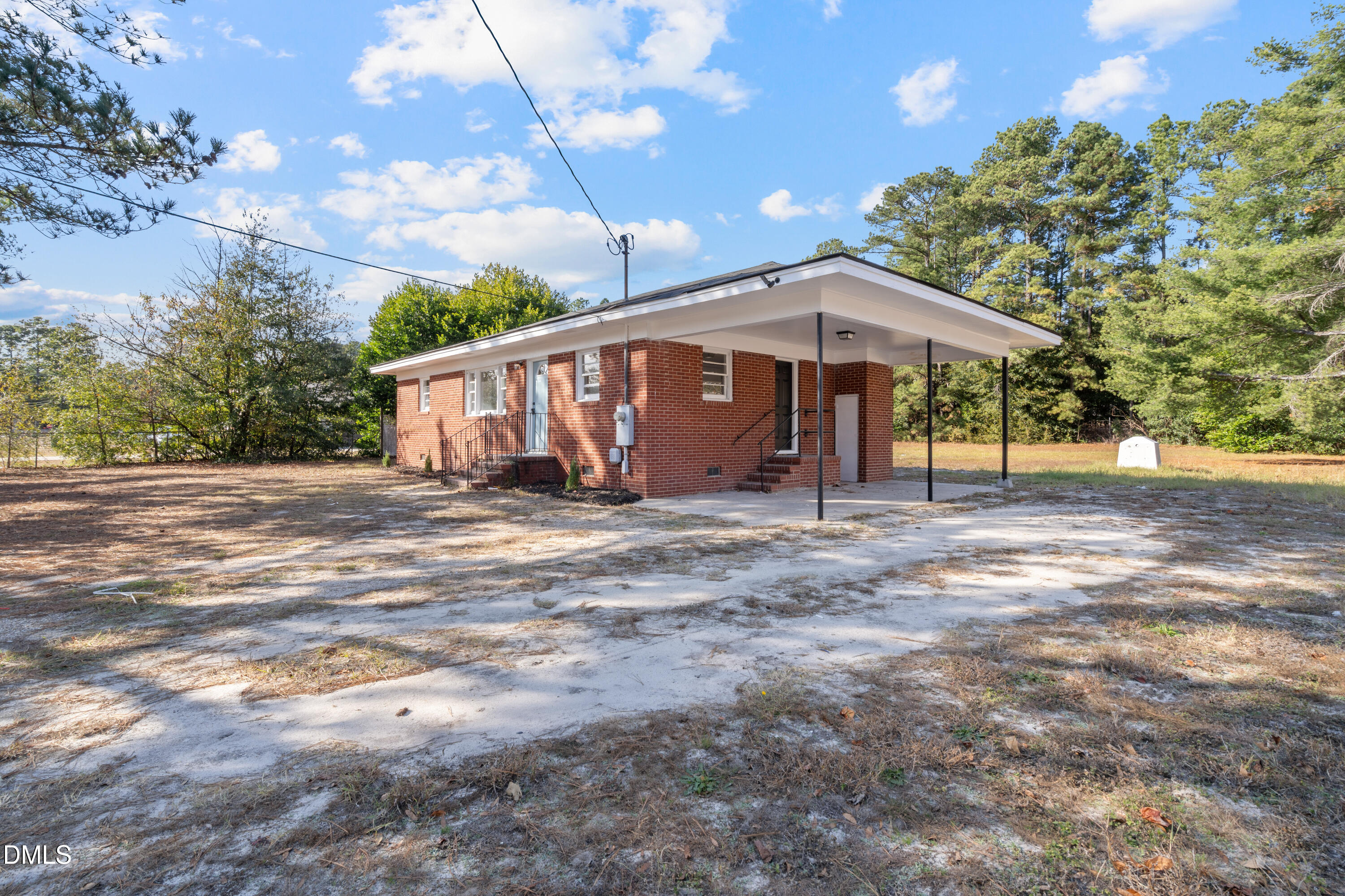 1546 Eloise Street Property Photo 3