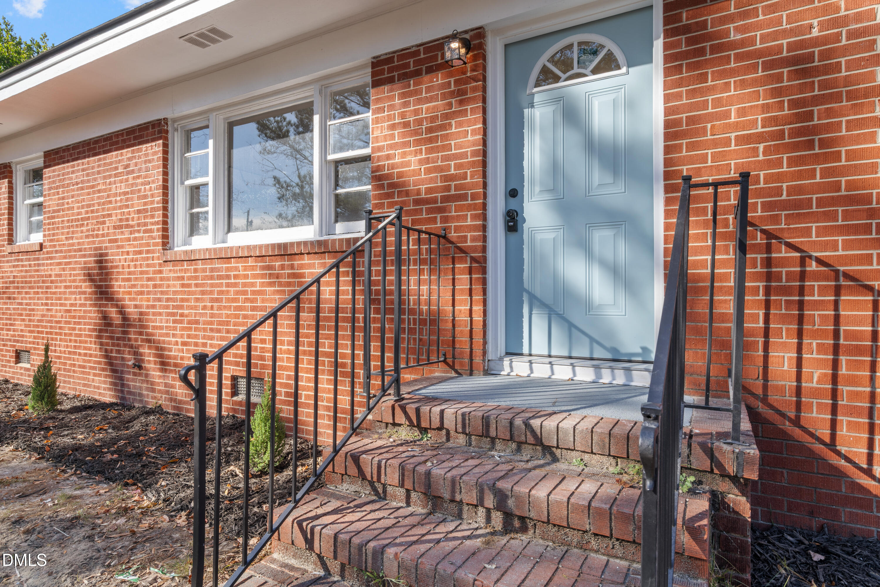 1546 Eloise Street Property Photo 5