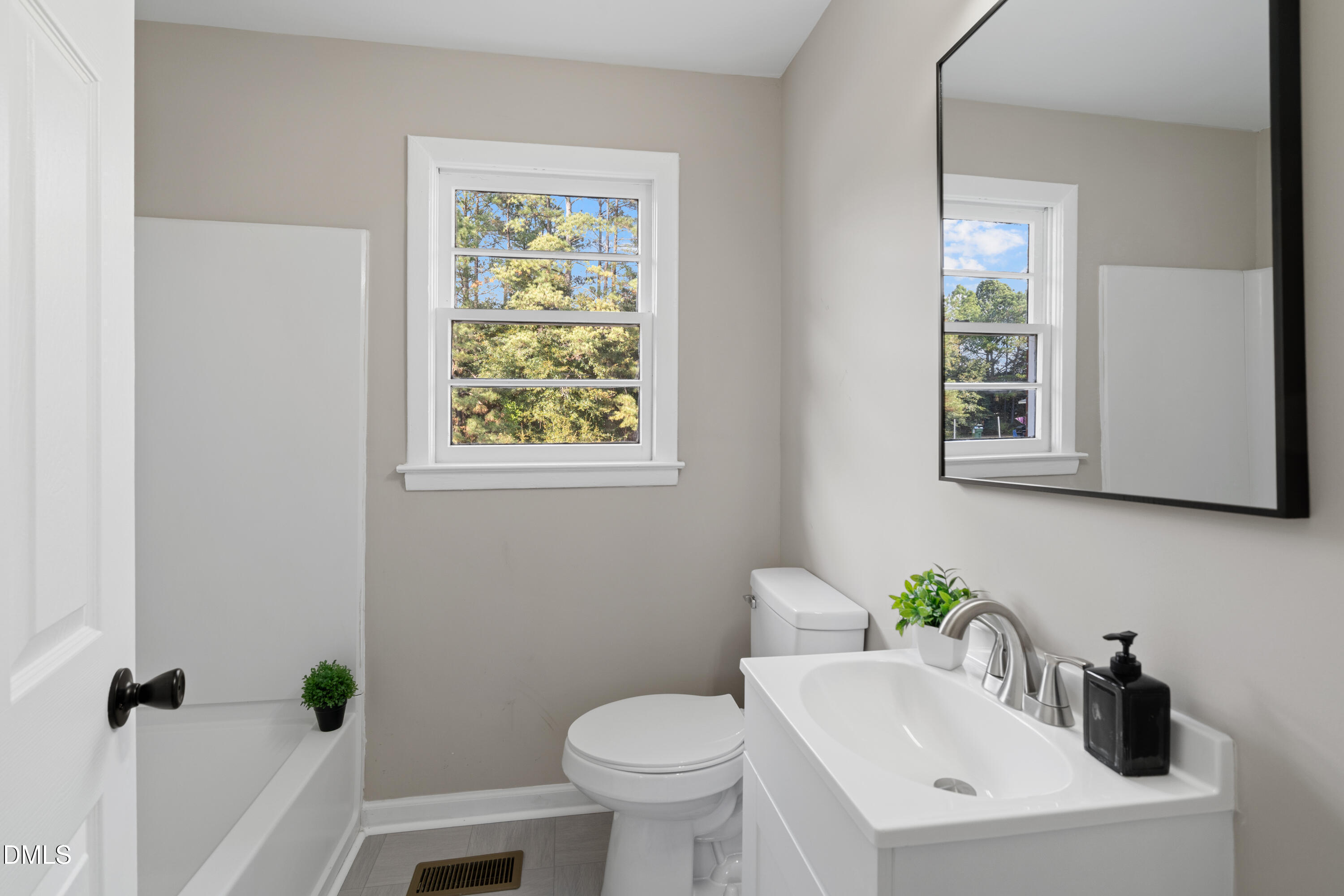 1546 Eloise Street Property Photo 20