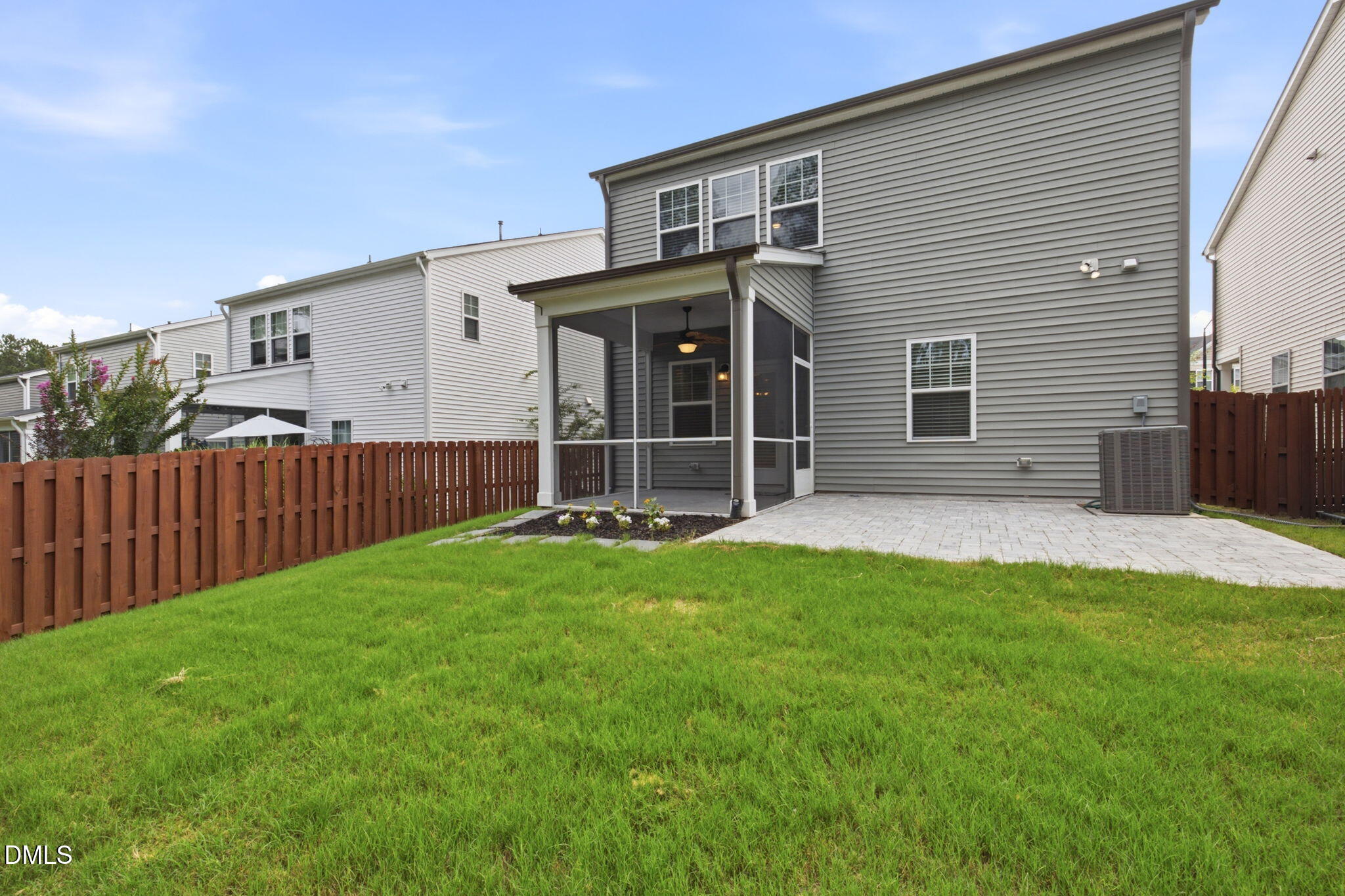 905 Holly Bluff Lane Property Photo 40
