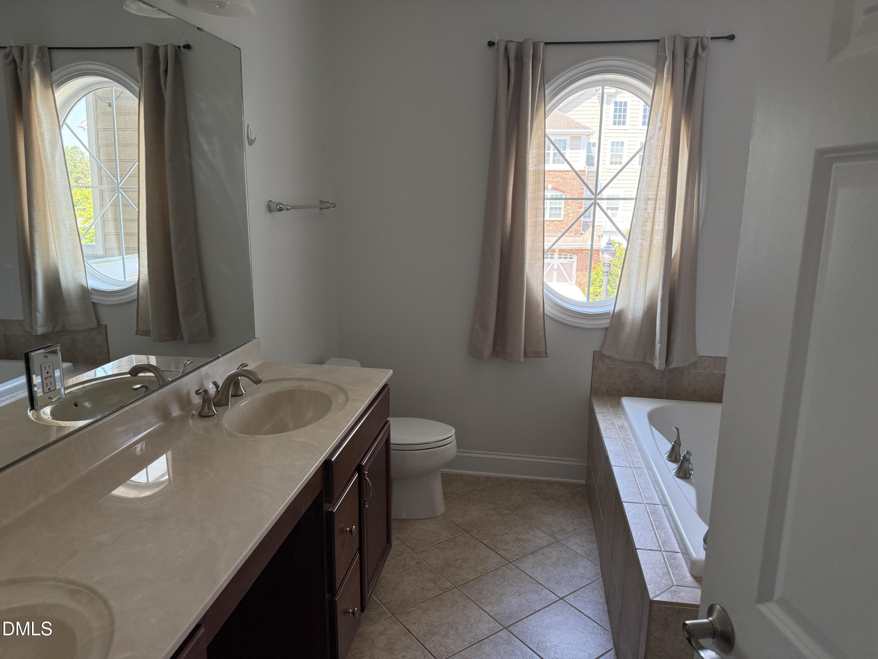 10511 Rosegate Court Property Photo 20