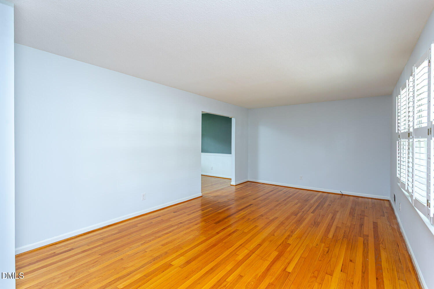 921 Devon Avenue Property Photo 11