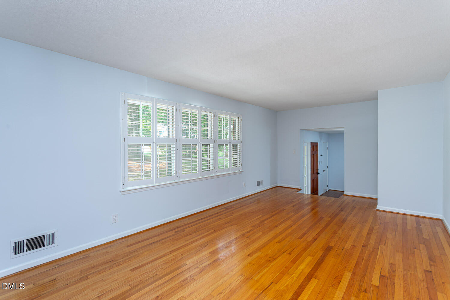 921 Devon Avenue Property Photo 13