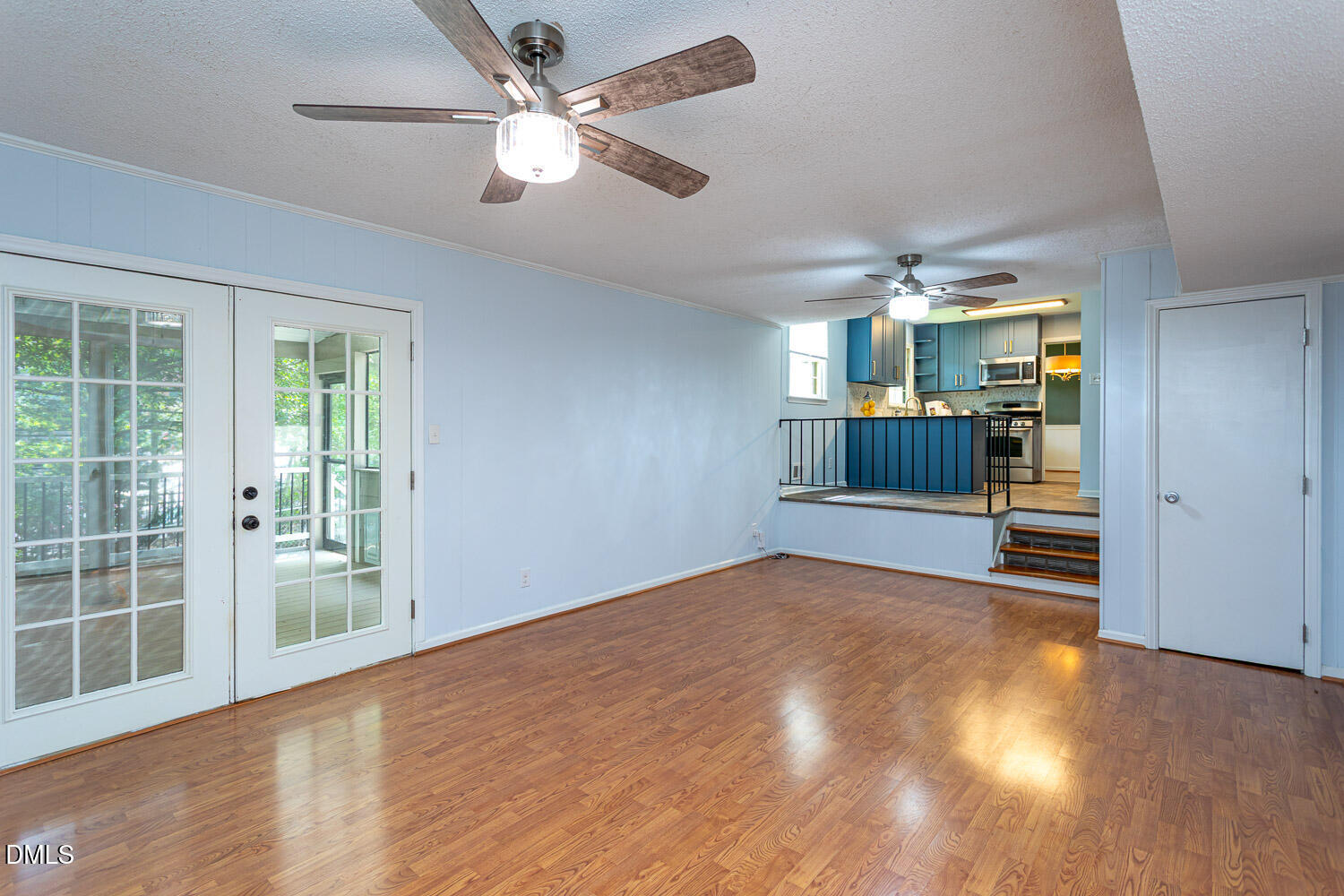 921 Devon Avenue Property Photo 25