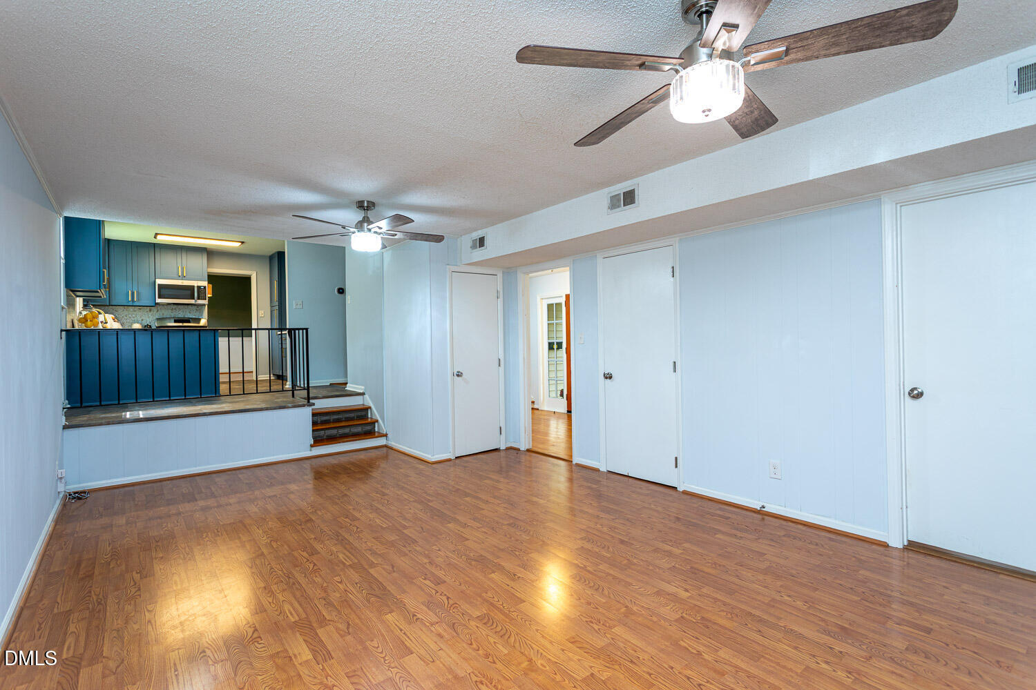 921 Devon Avenue Property Photo 26