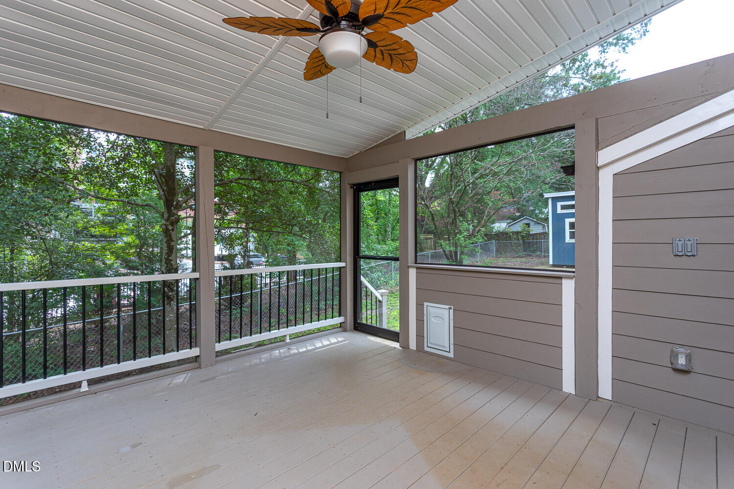 921 Devon Avenue Property Photo 29