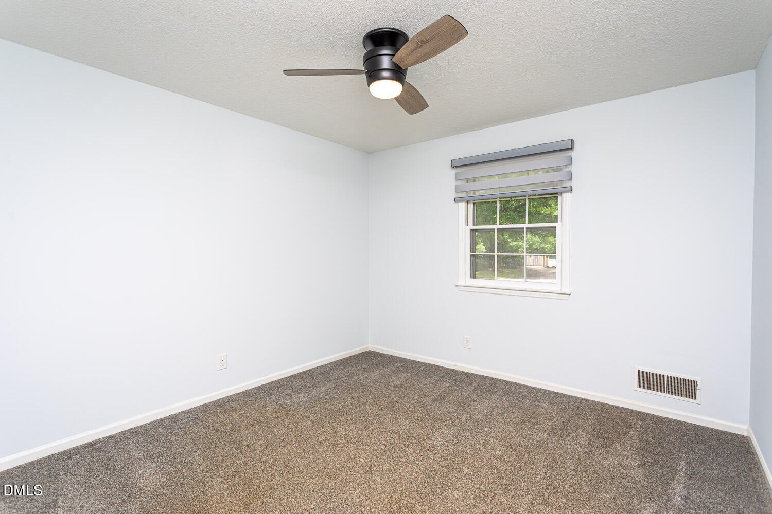 921 Devon Avenue Property Photo 31