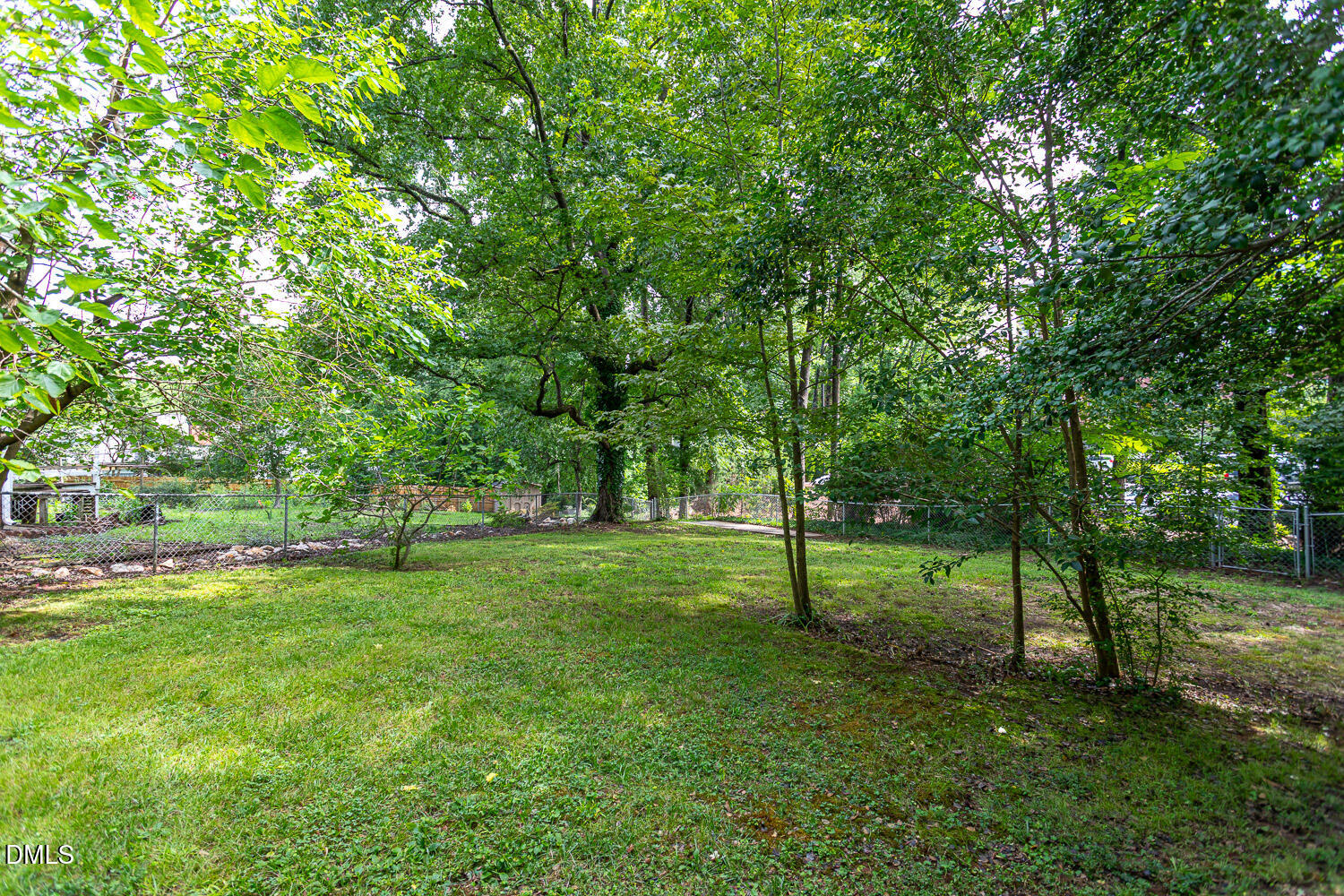 921 Devon Avenue Property Photo 44