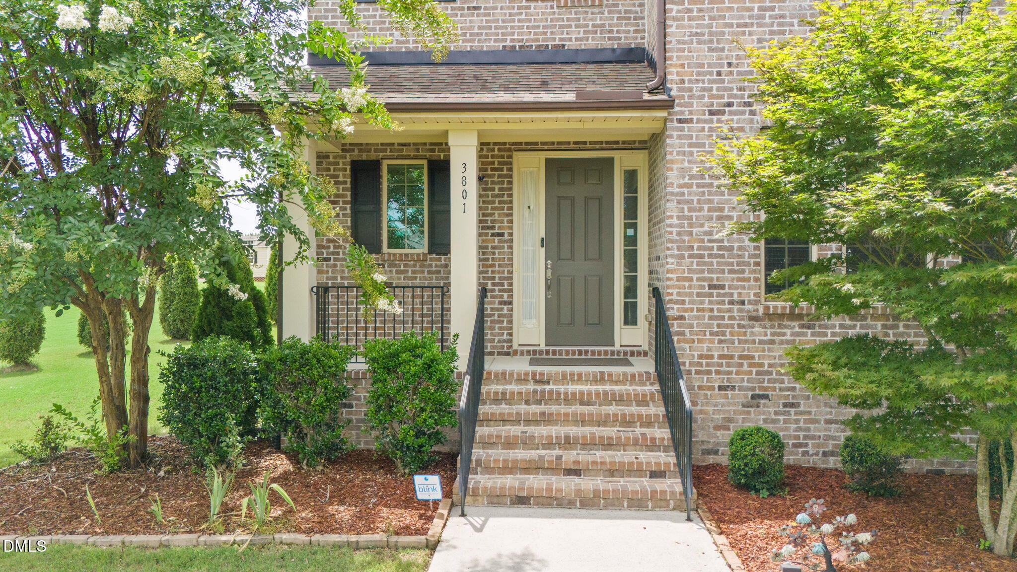 3801 Hickory Manor Drive Property Photo 3