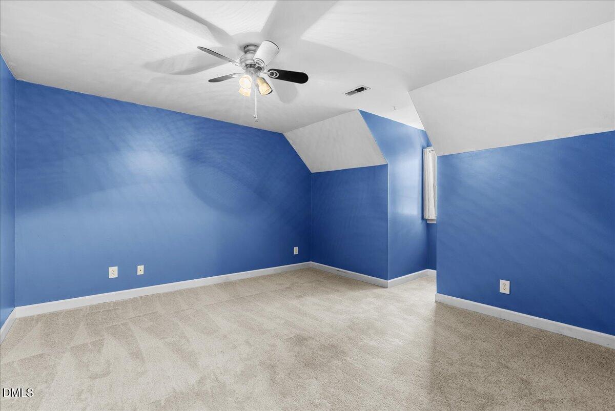204 Raindrop Court Property Photo 31