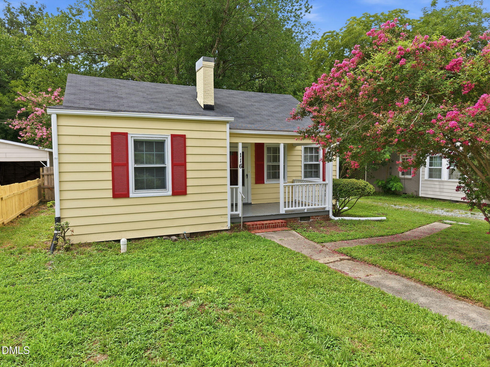 116 Davidson Avenue Property Photo 1