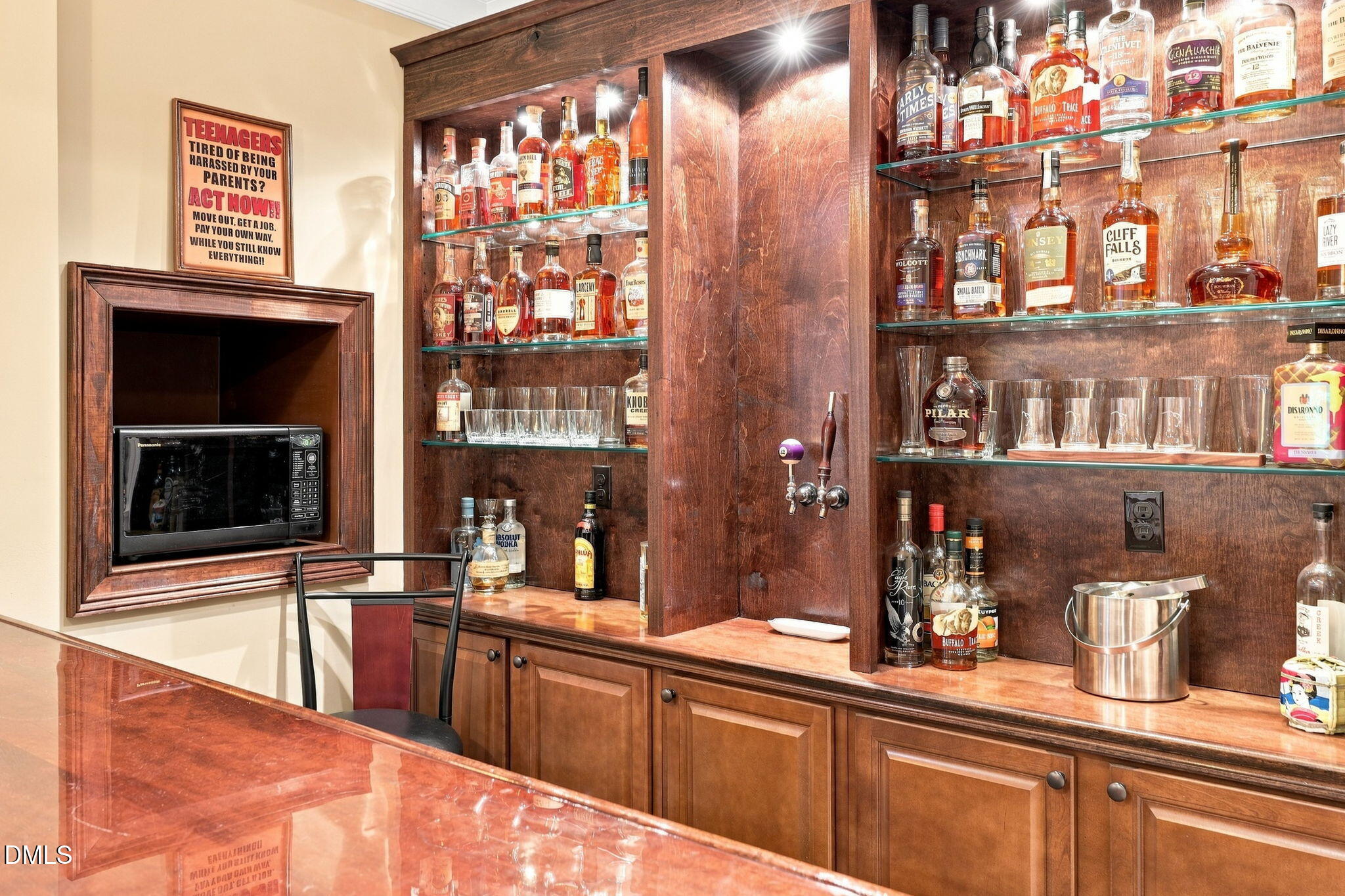 127 Brown Bear Property Photo 3