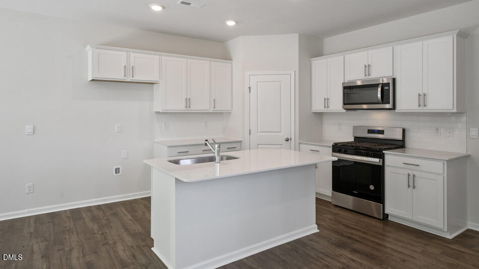 1108 Coral Bark Road Property Photo 7