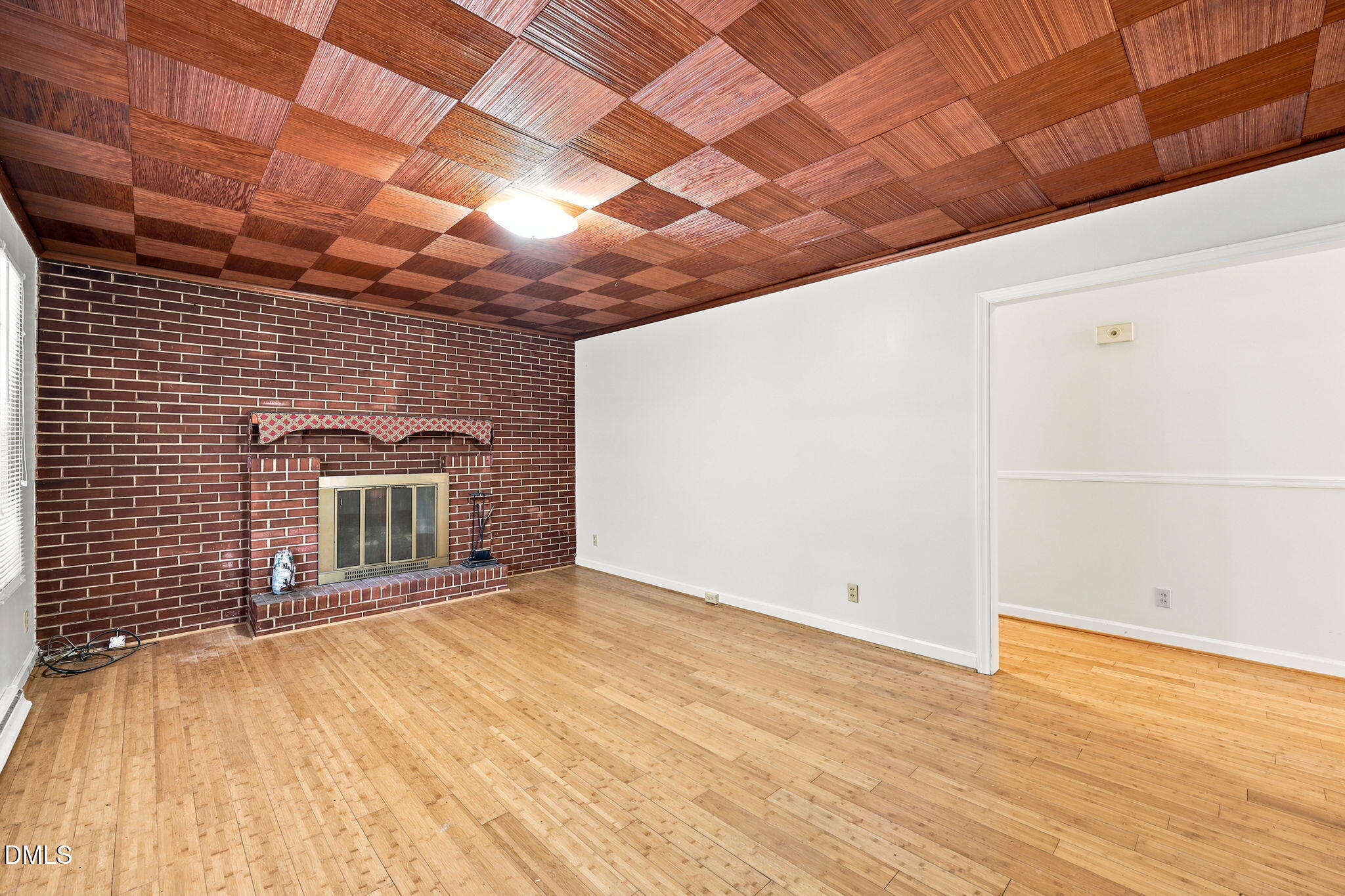 719 Greenwood Drive Property Photo 3