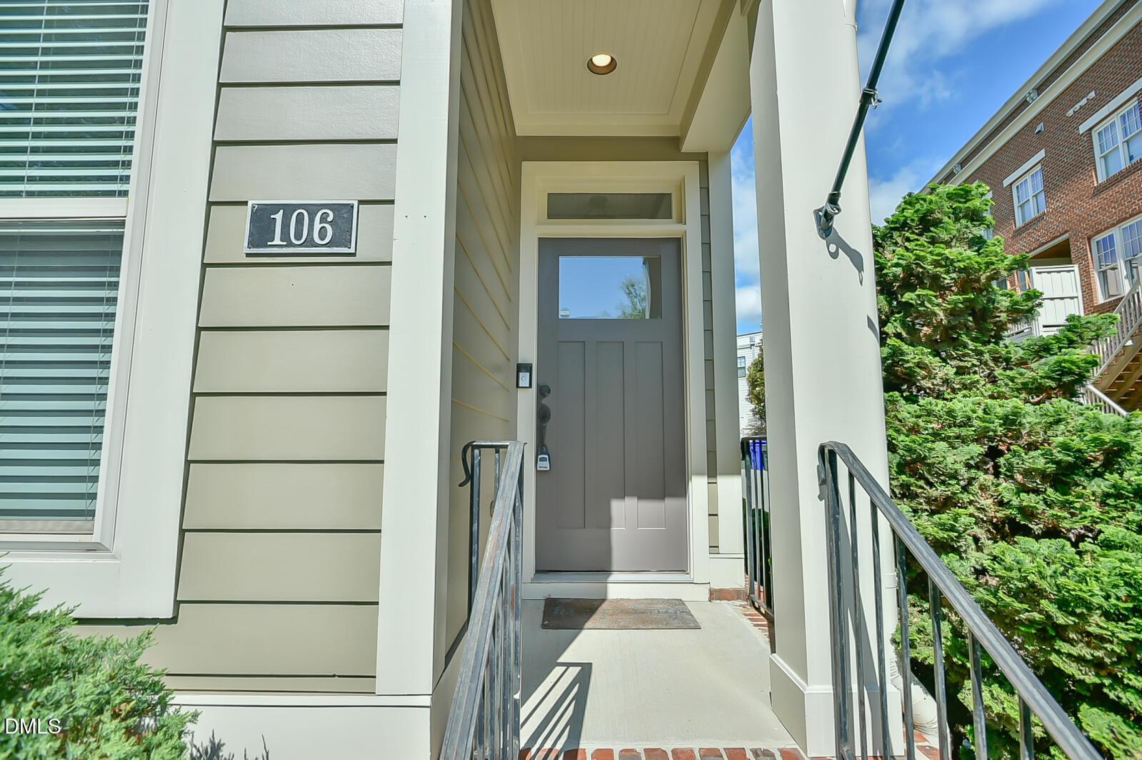 106 Kiley Street Property Photo 2