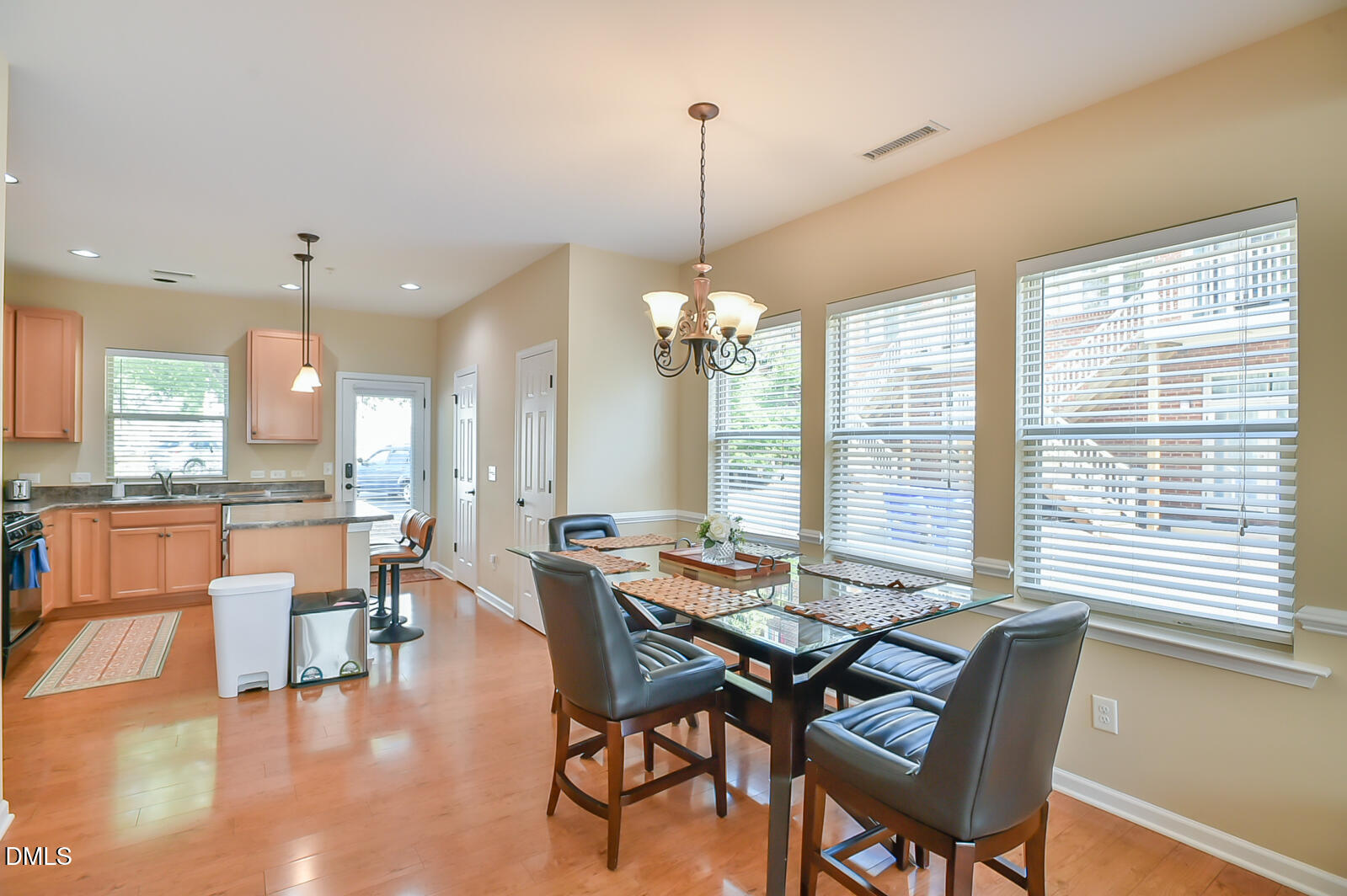 106 Kiley Street Property Photo 8