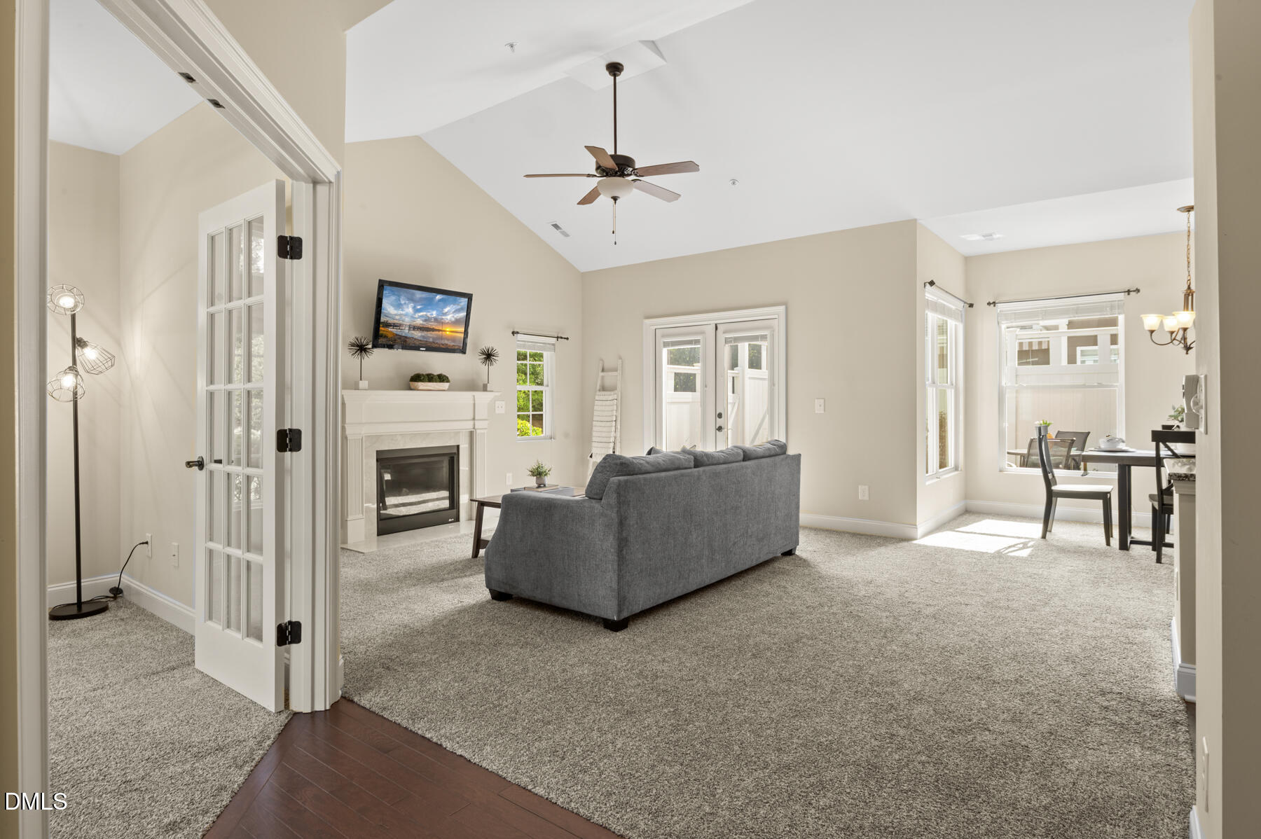 1467 Orchard Villas Avenue Property Photo 4