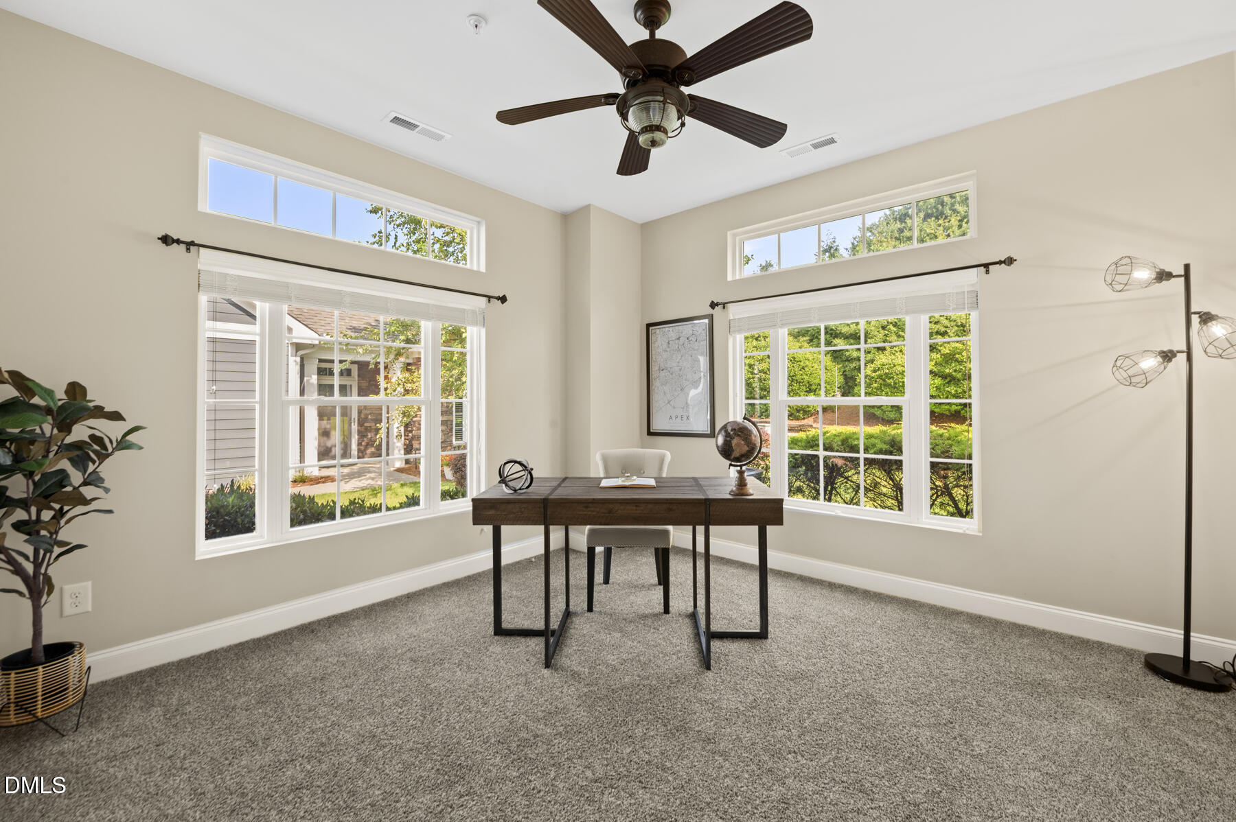 1467 Orchard Villas Avenue Property Photo 8