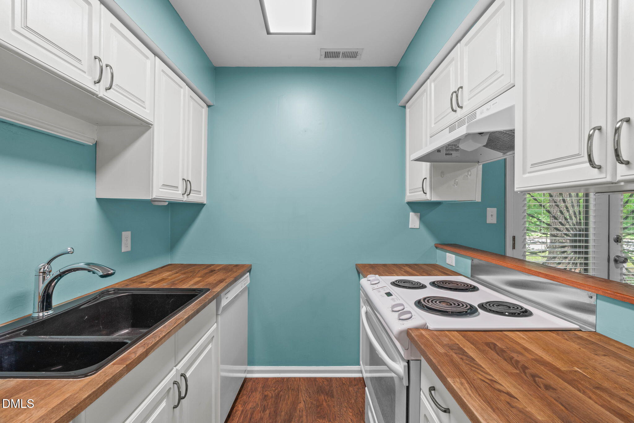 104 Rhum Place Property Photo 12