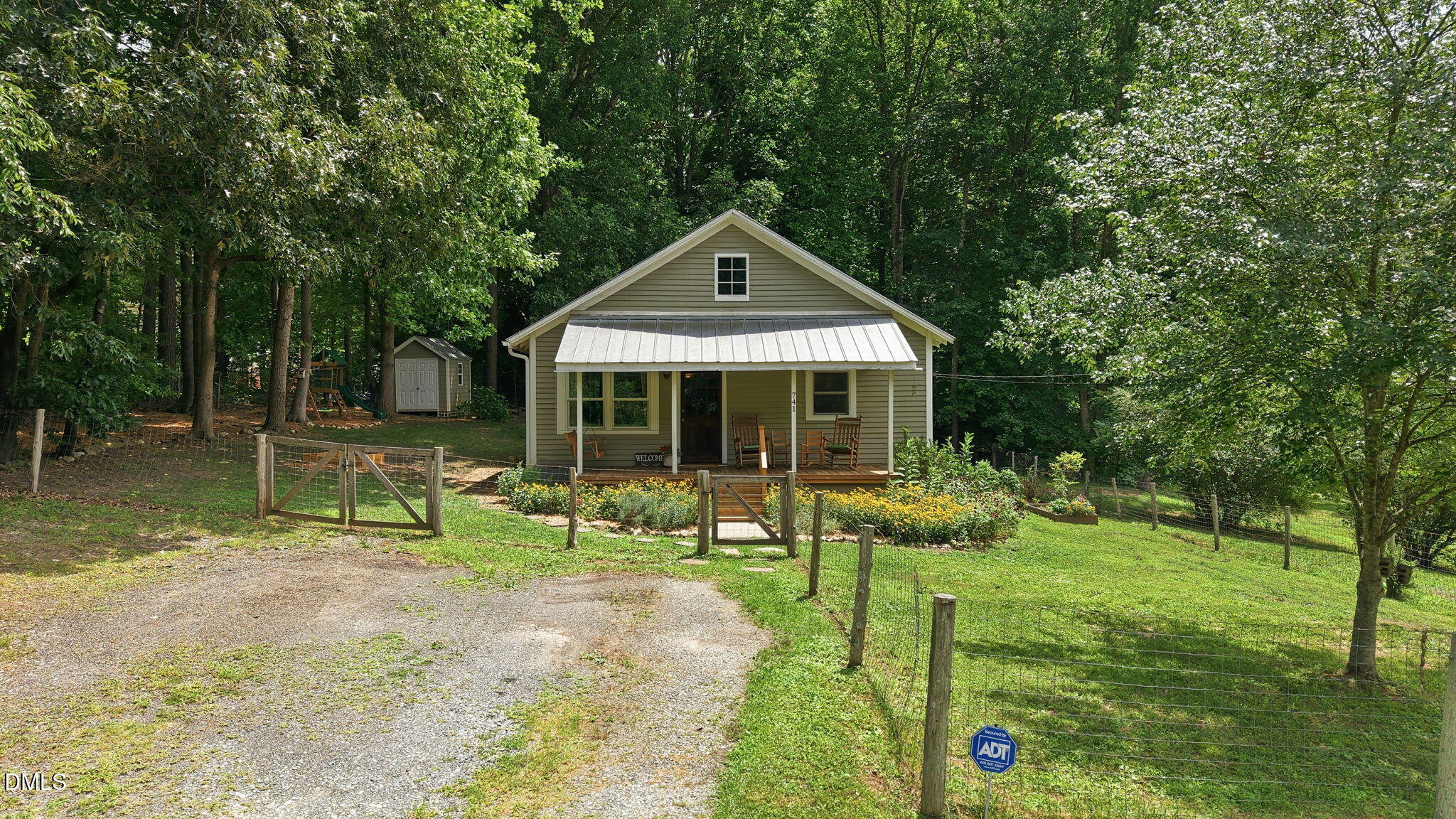 741 Latimer Street Property Photo 41