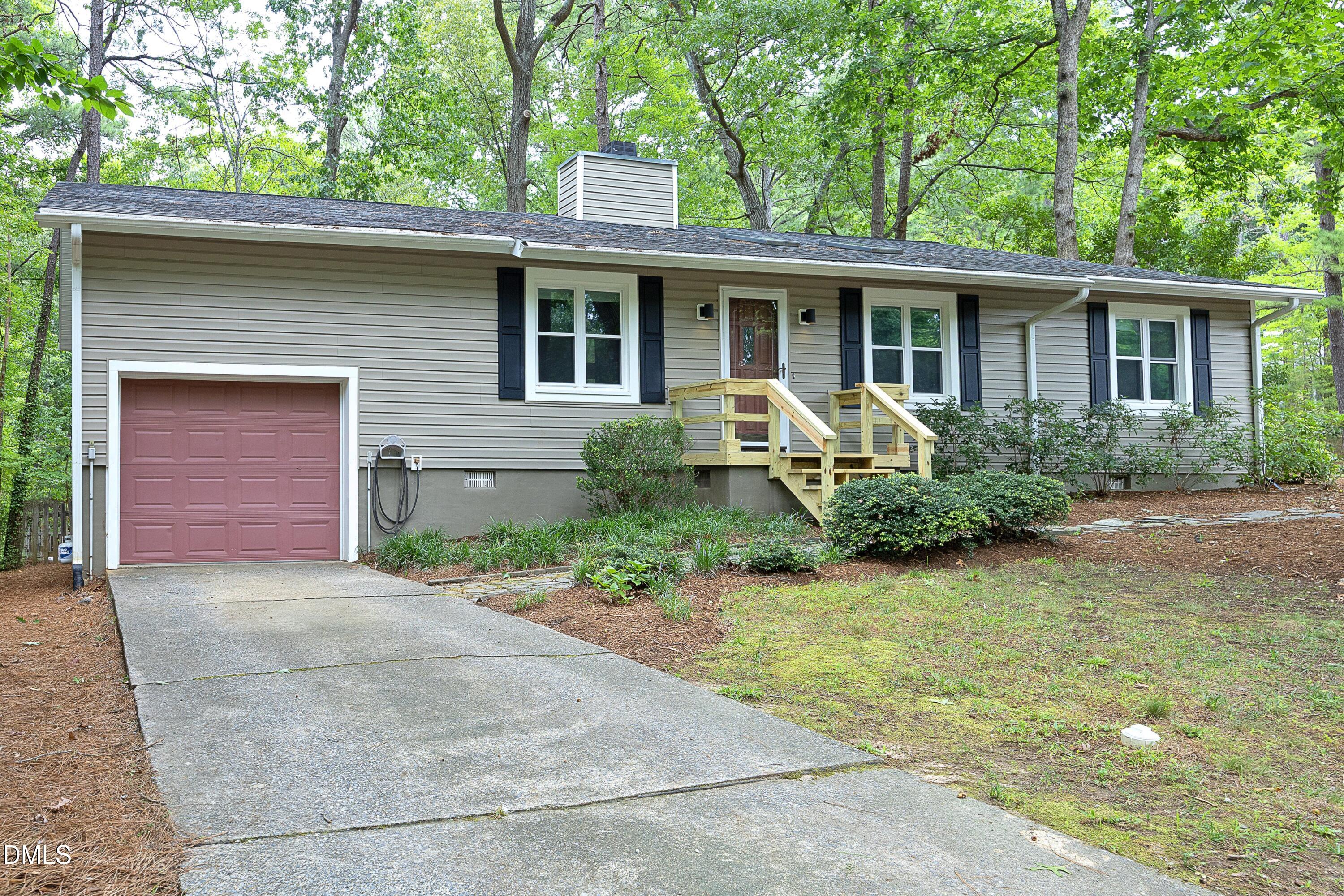 200 Honeysuckle Lane Property Photo 1