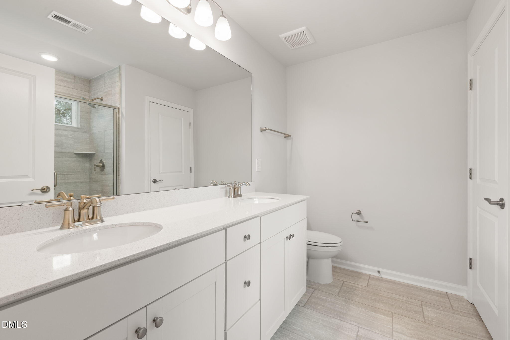 504 Foxfield Way Property Photo 15