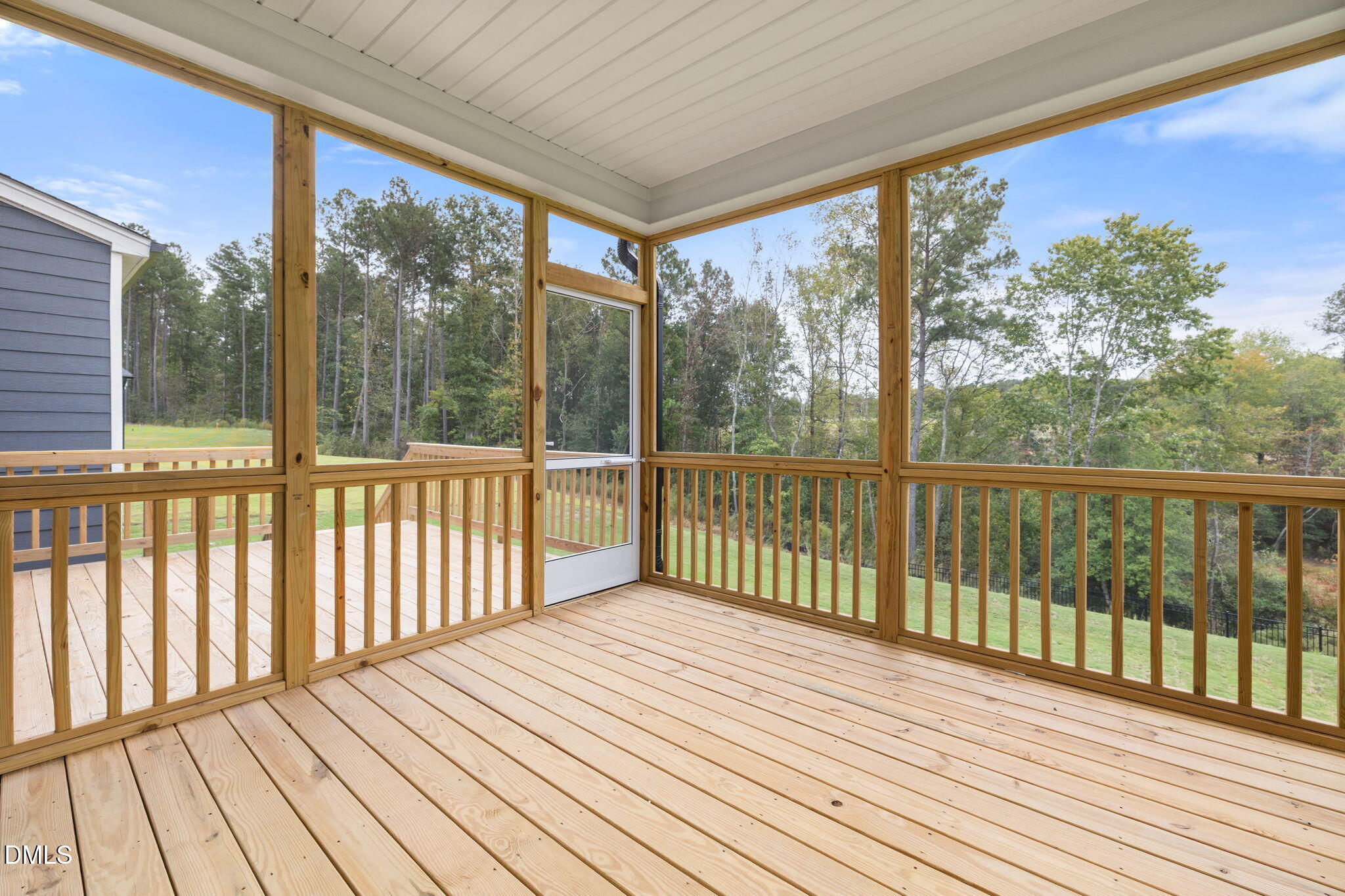 504 Foxfield Way Property Photo 26