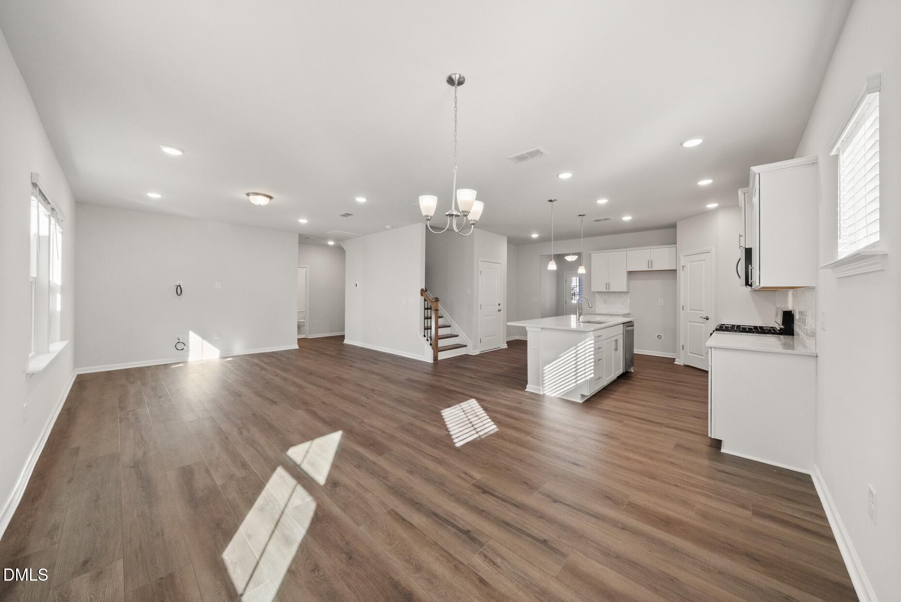 508 Foxfield Way Property Photo 7