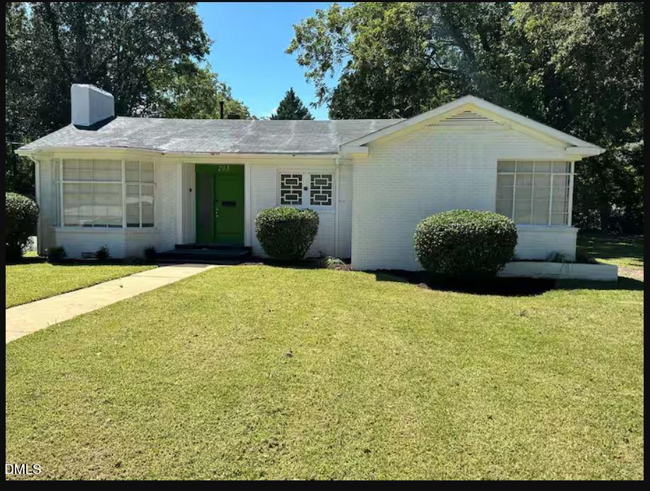 203 W Rockspring Street Property Photo