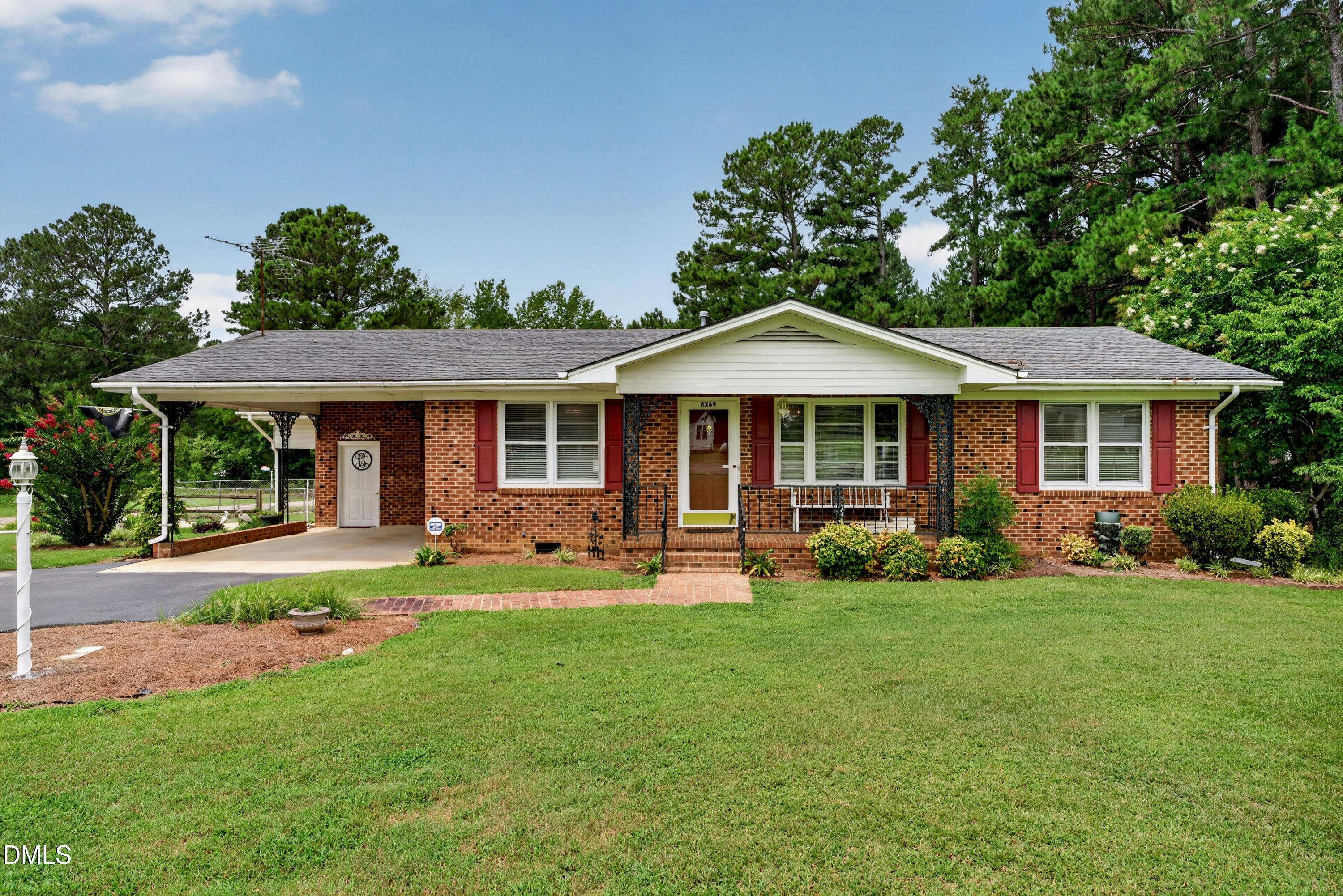 6269 Flower Hill Road Property Photo 1