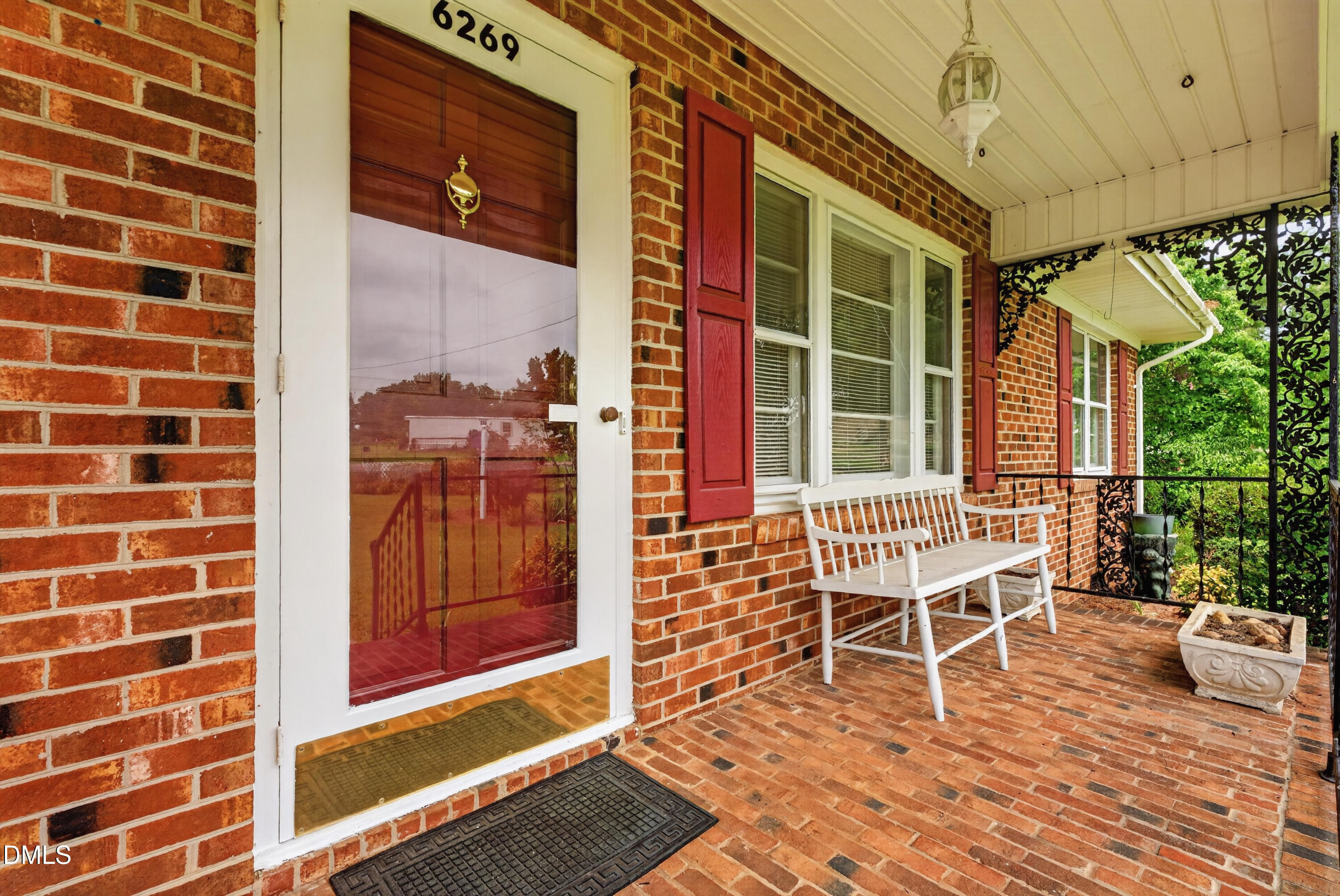 6269 Flower Hill Road Property Photo 3