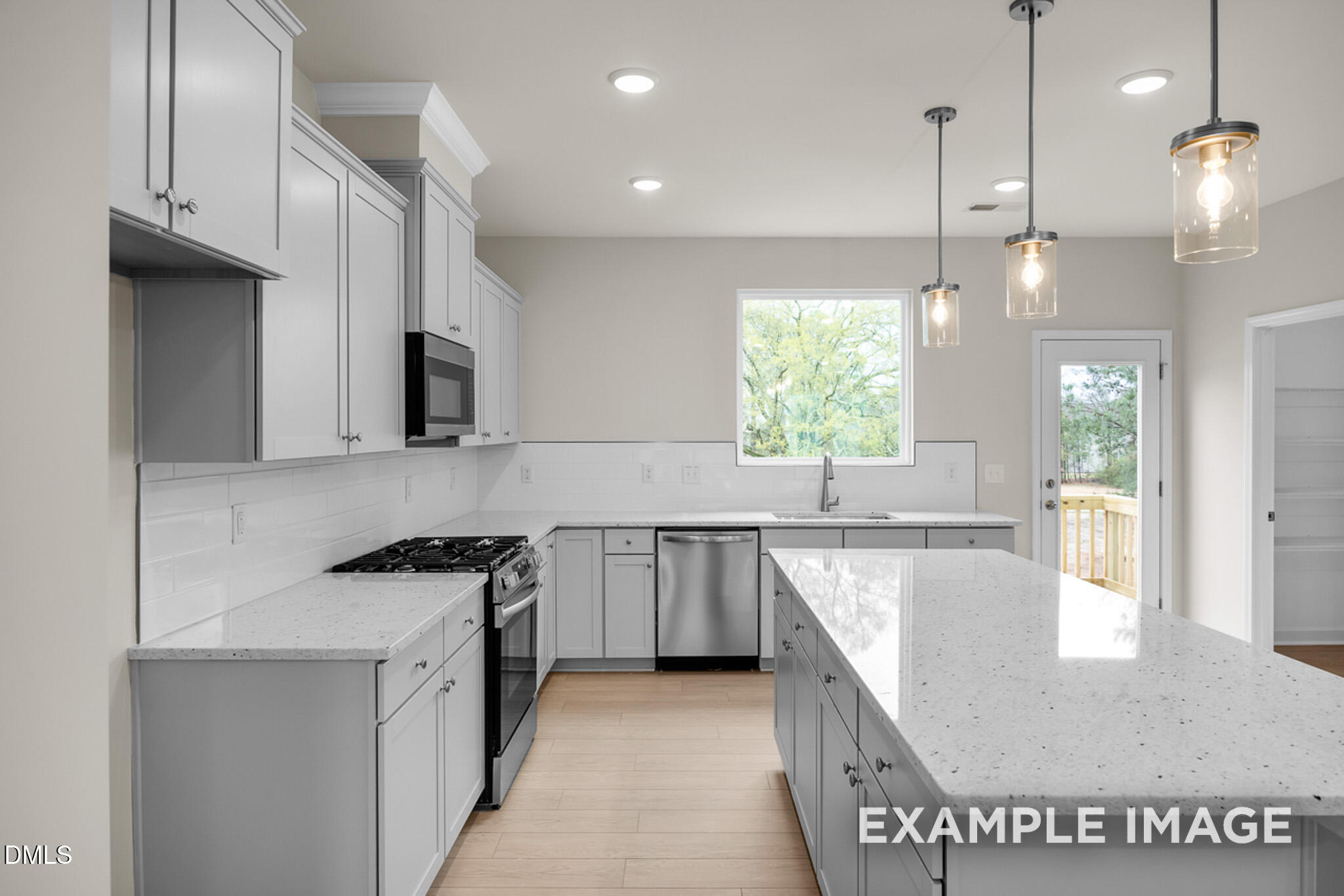 117 Broadway Street Property Photo 10
