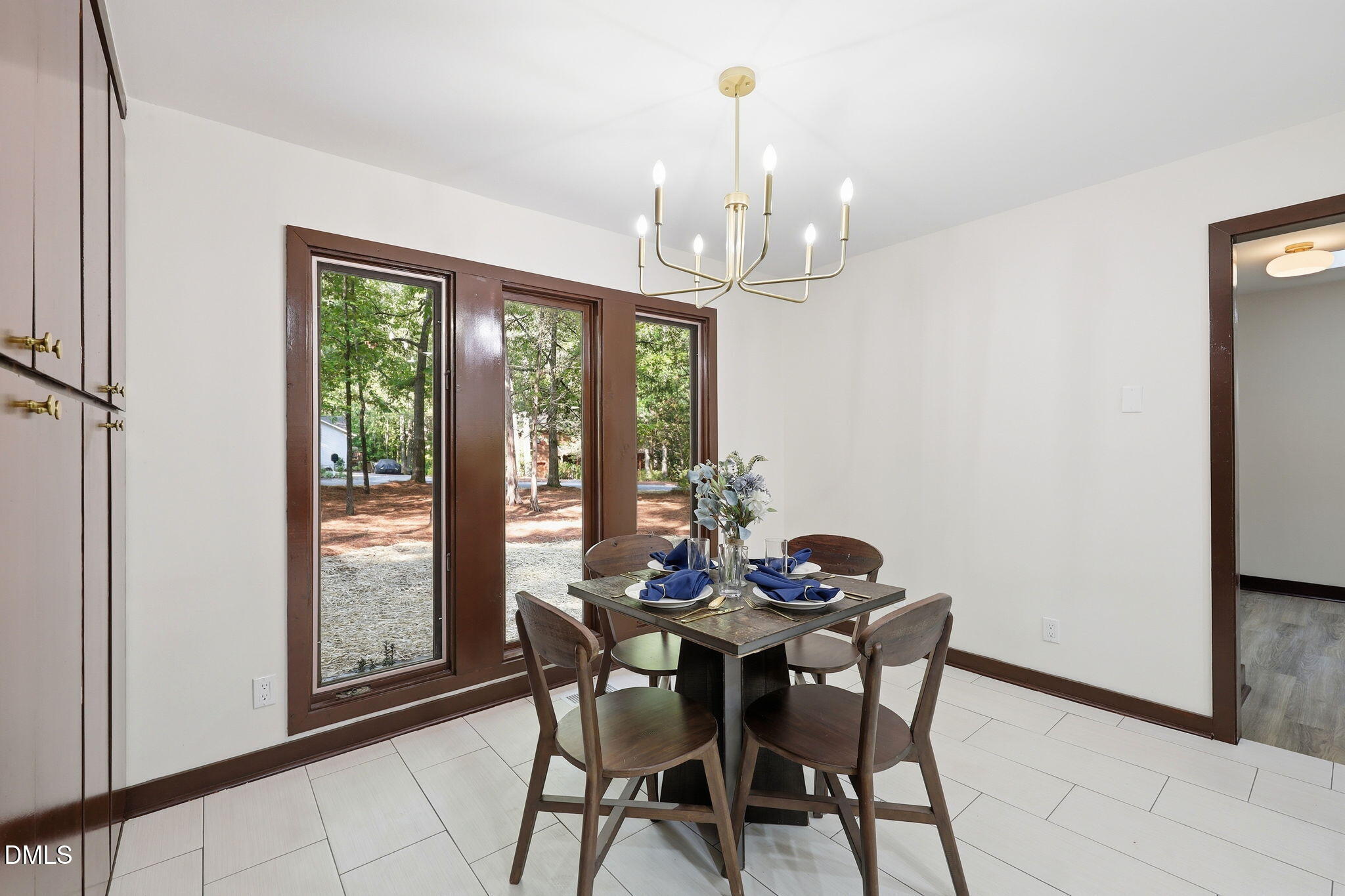 6 Saint James Court Property Photo 16