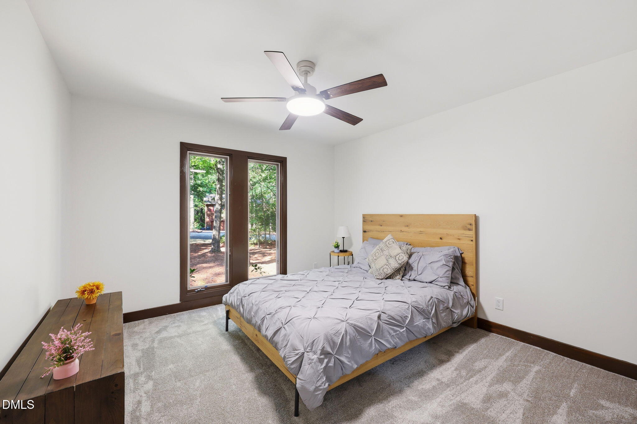 6 Saint James Court Property Photo 24