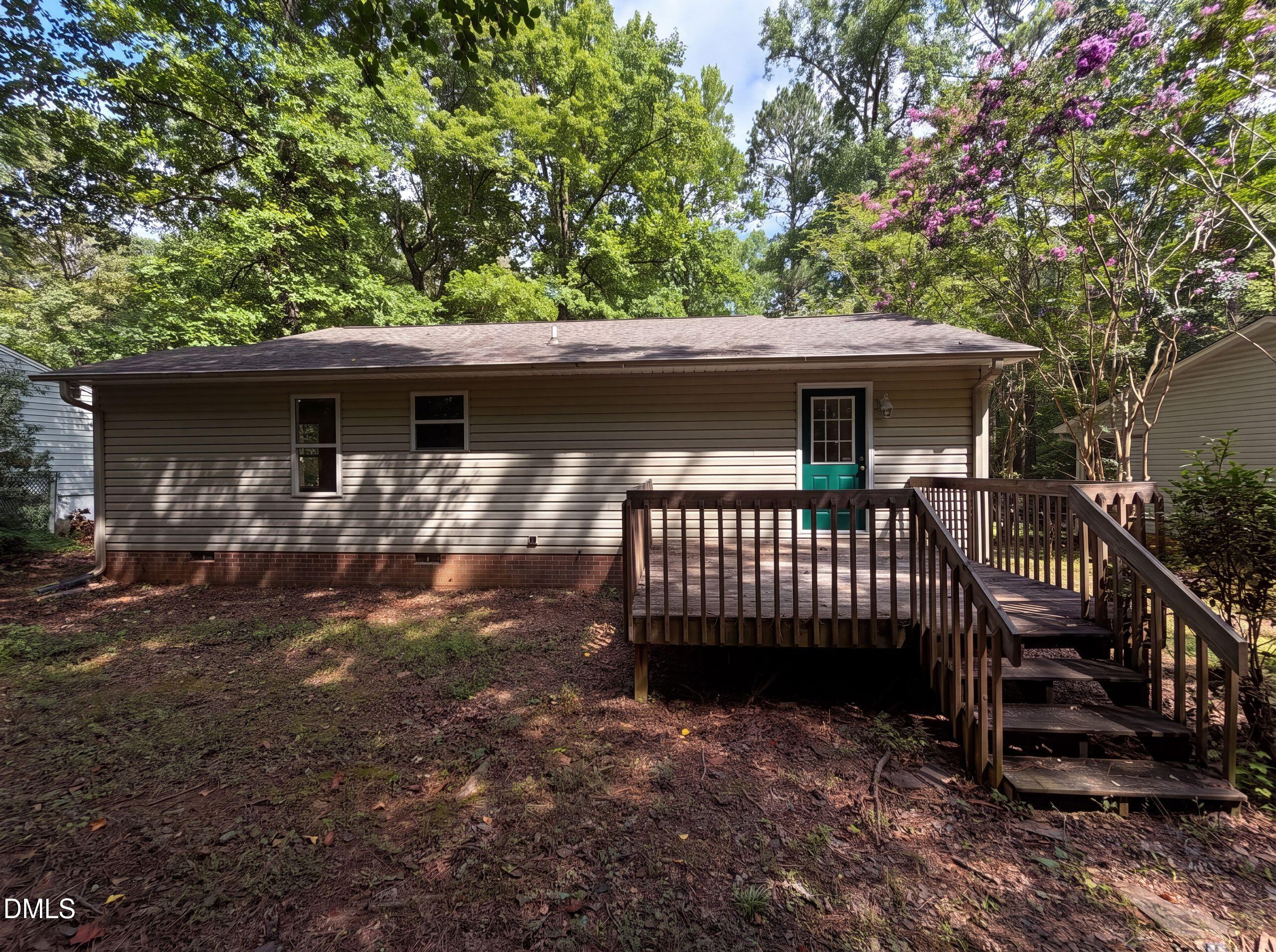 810 Hill Top Circle Property Photo 5