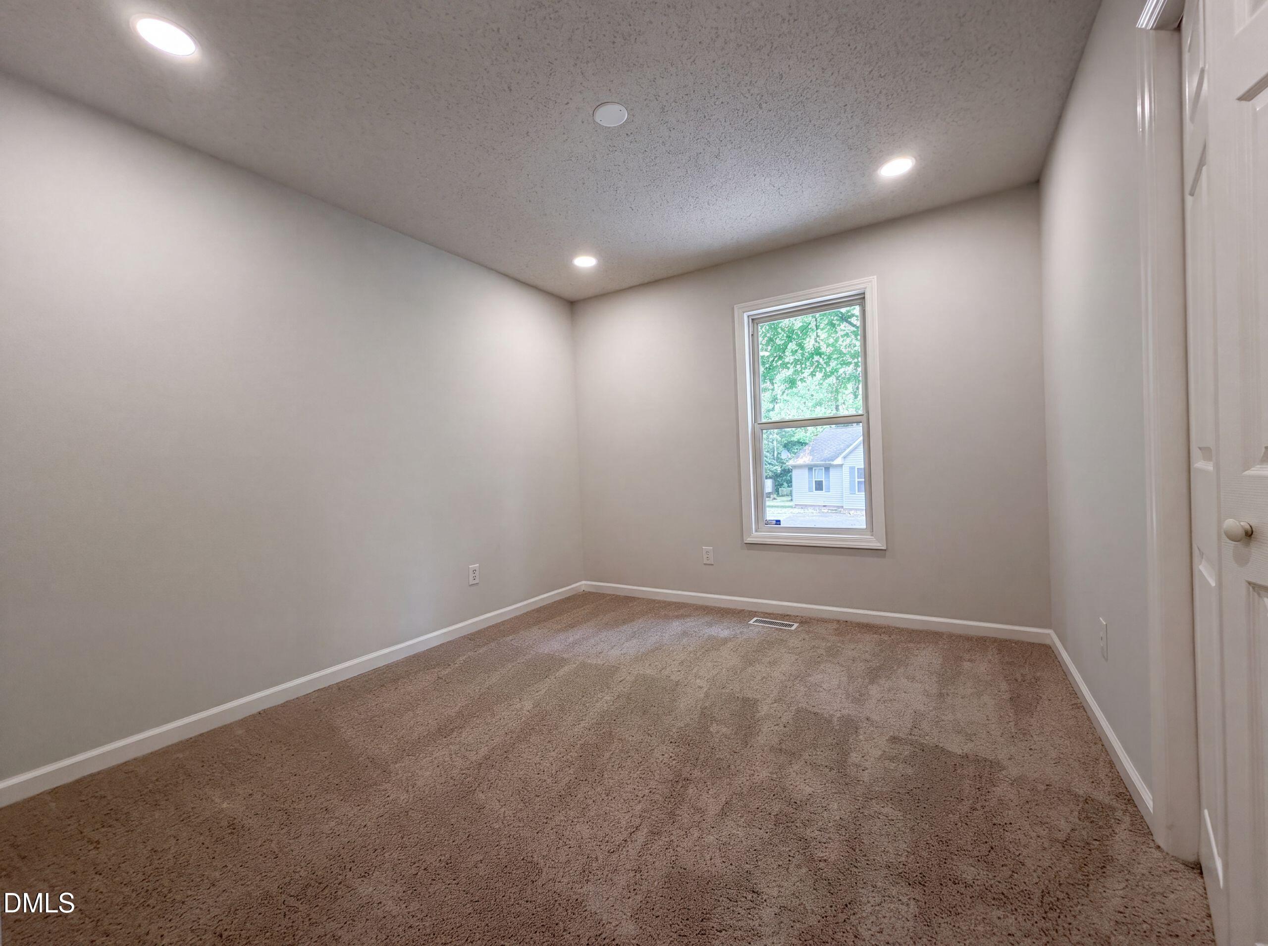 810 Hill Top Circle Property Photo 12