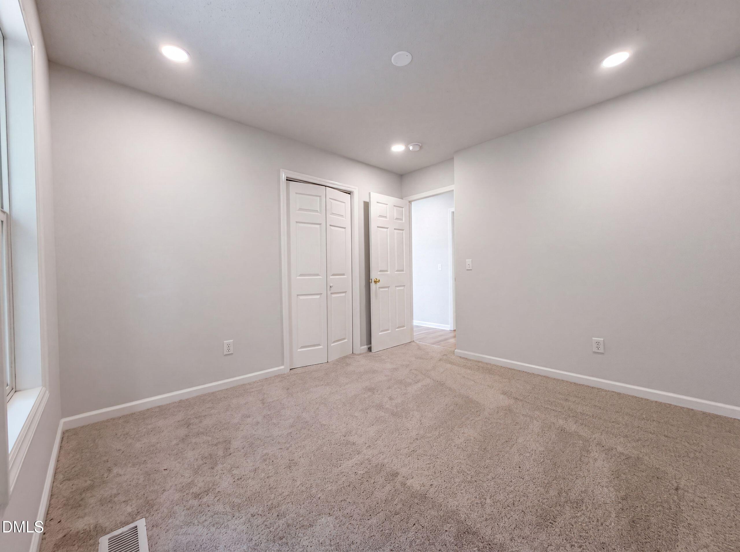 810 Hill Top Circle Property Photo 13