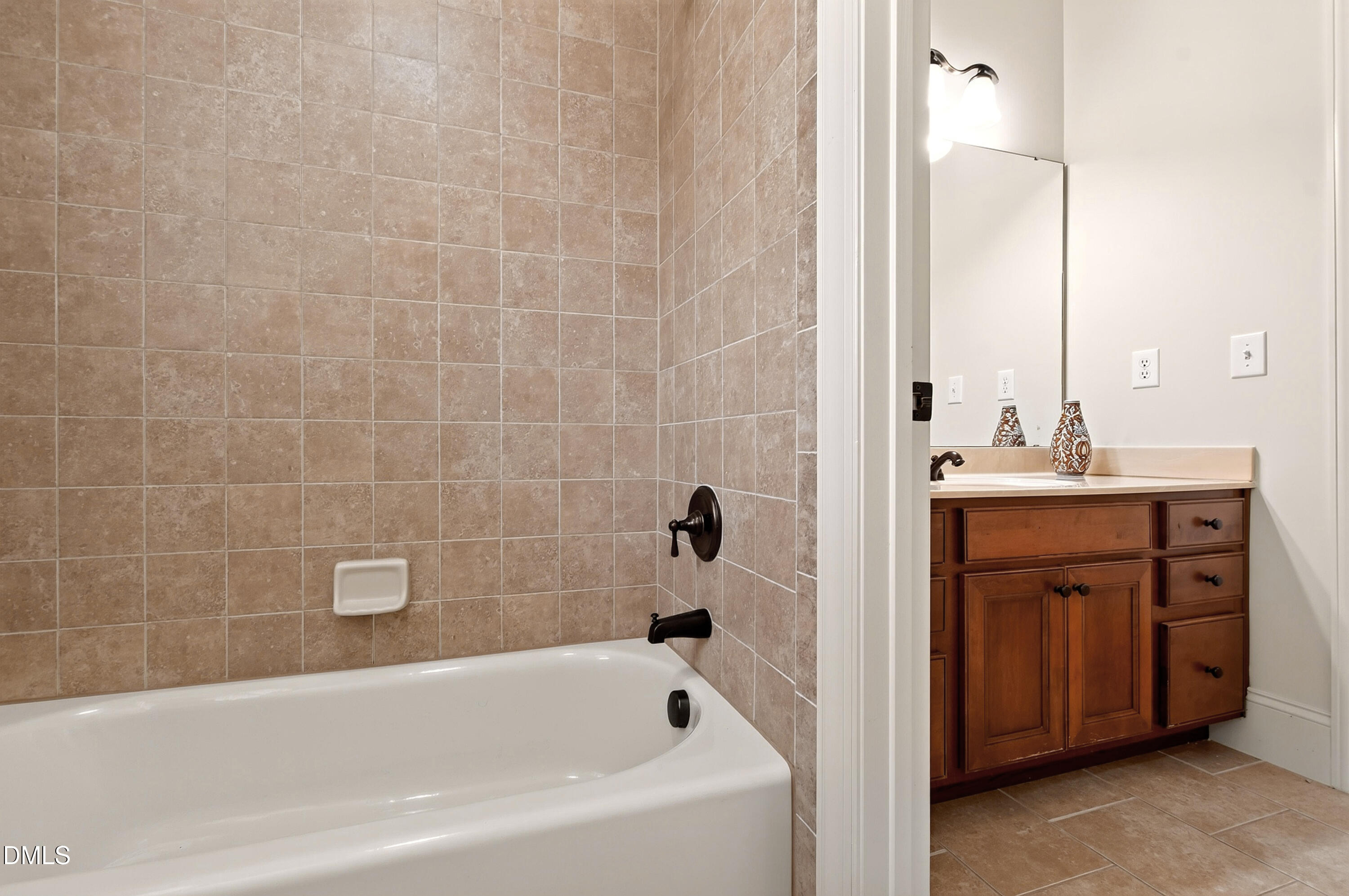 407 Waterville Street Property Photo 41