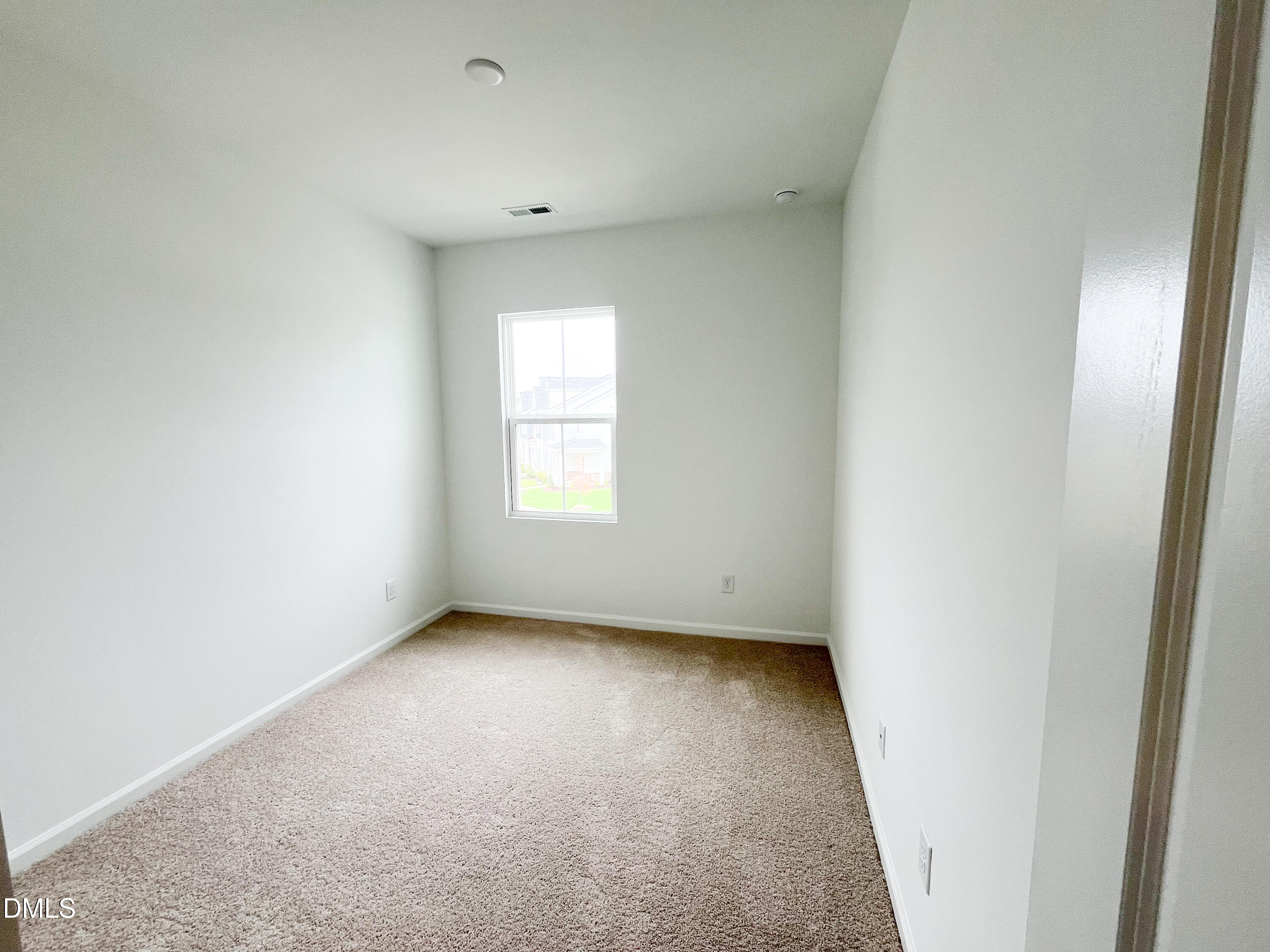 2442 Whitewing Lane Property Photo 14