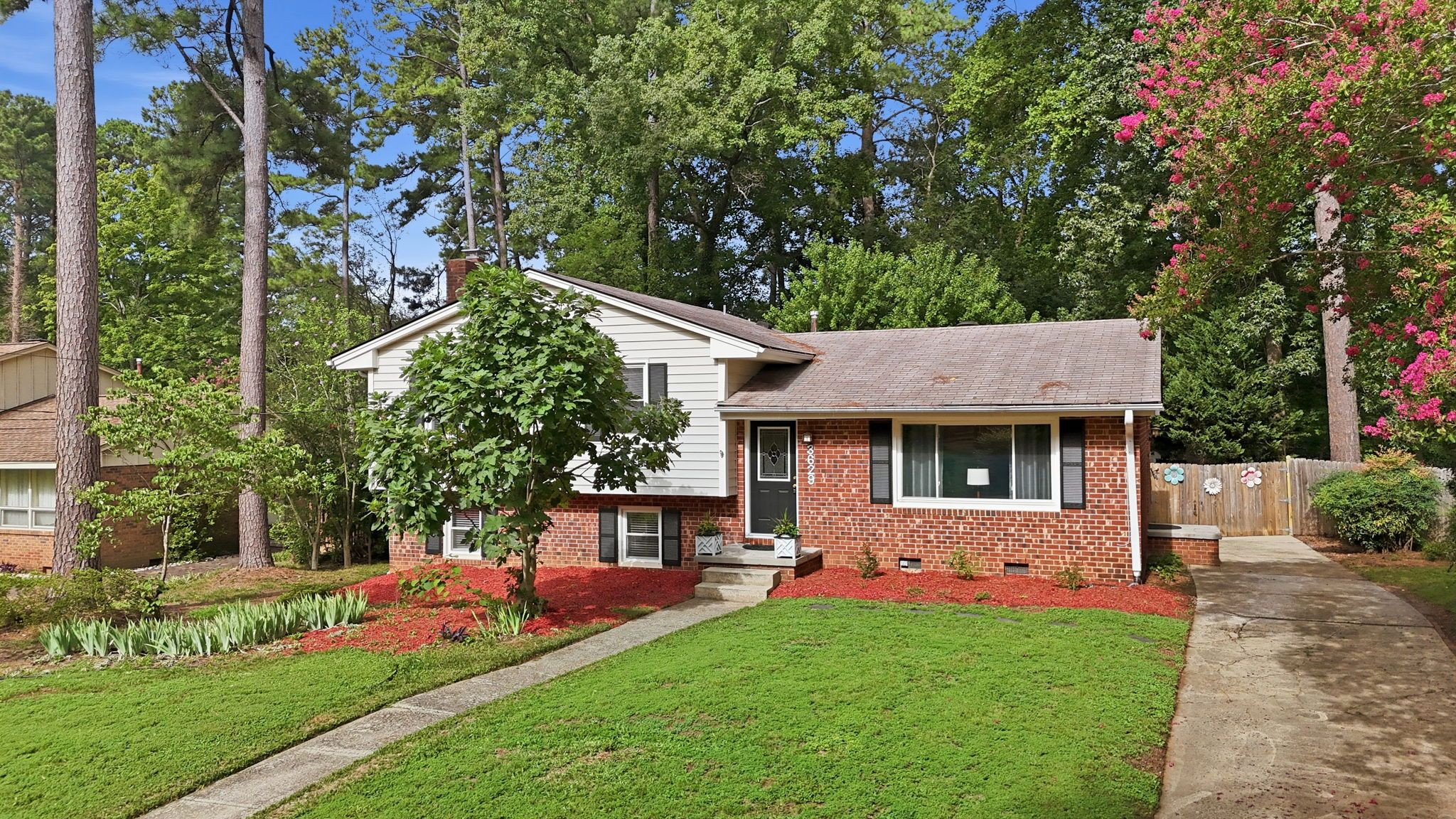 3629 Allendale Drive Property Photo 3