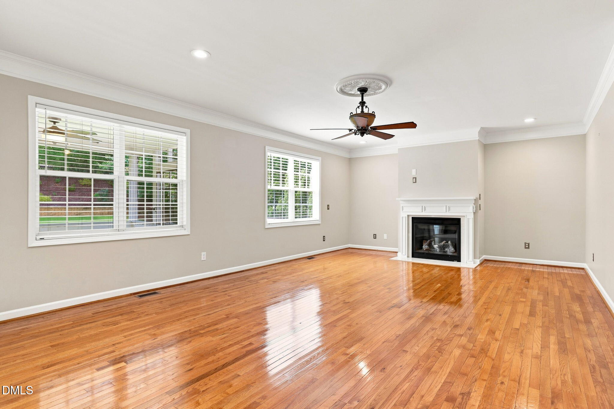 3220 Queensland Road Property Photo 17