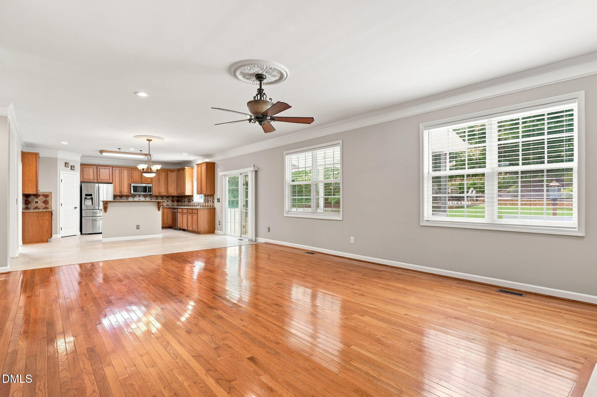 3220 Queensland Road Property Photo 19
